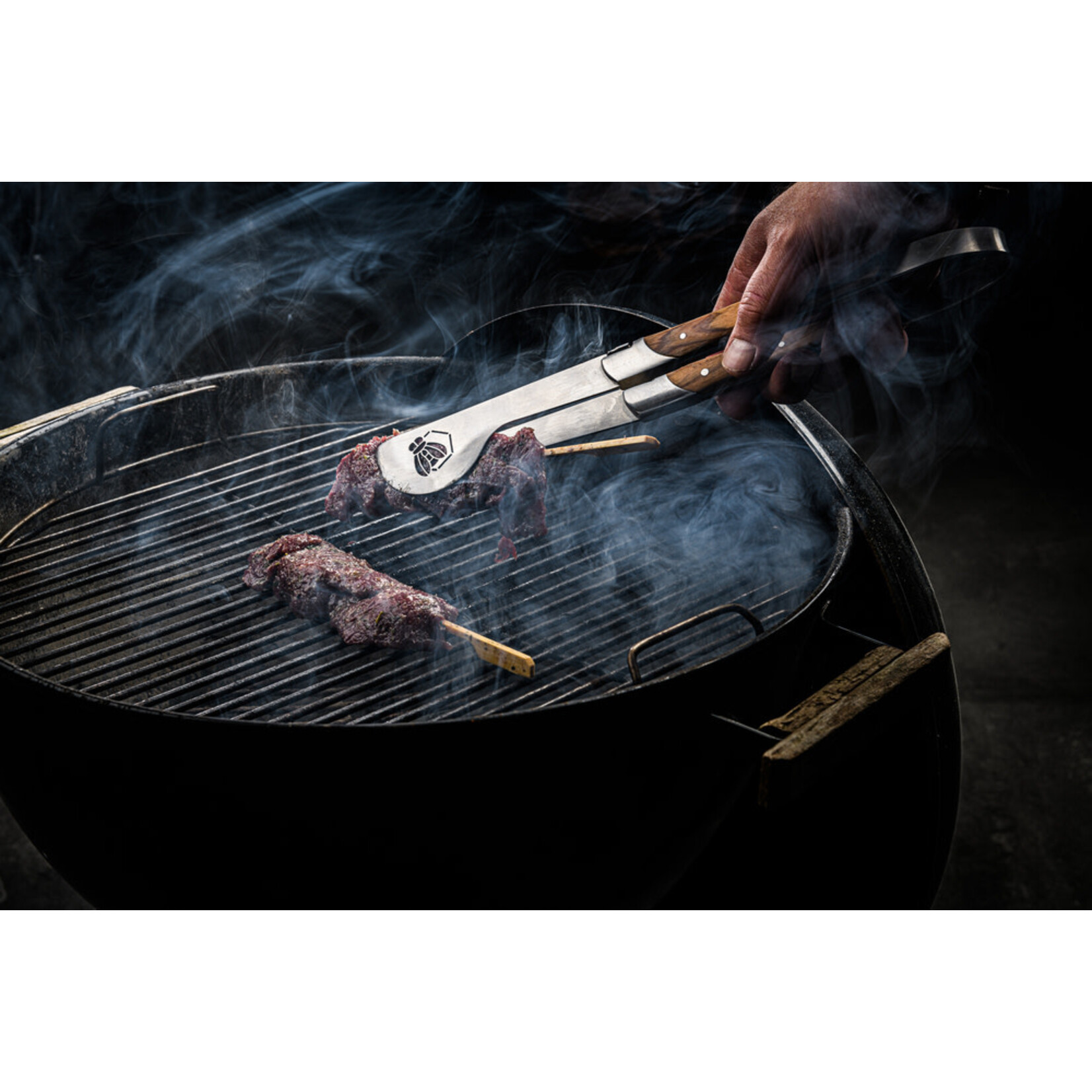 Lagiole Style de Vie BBQ set Style de Vie Luxury Line BBQ set spatel en tang met olijfhout Style de Vie LuxBBQSetOlive