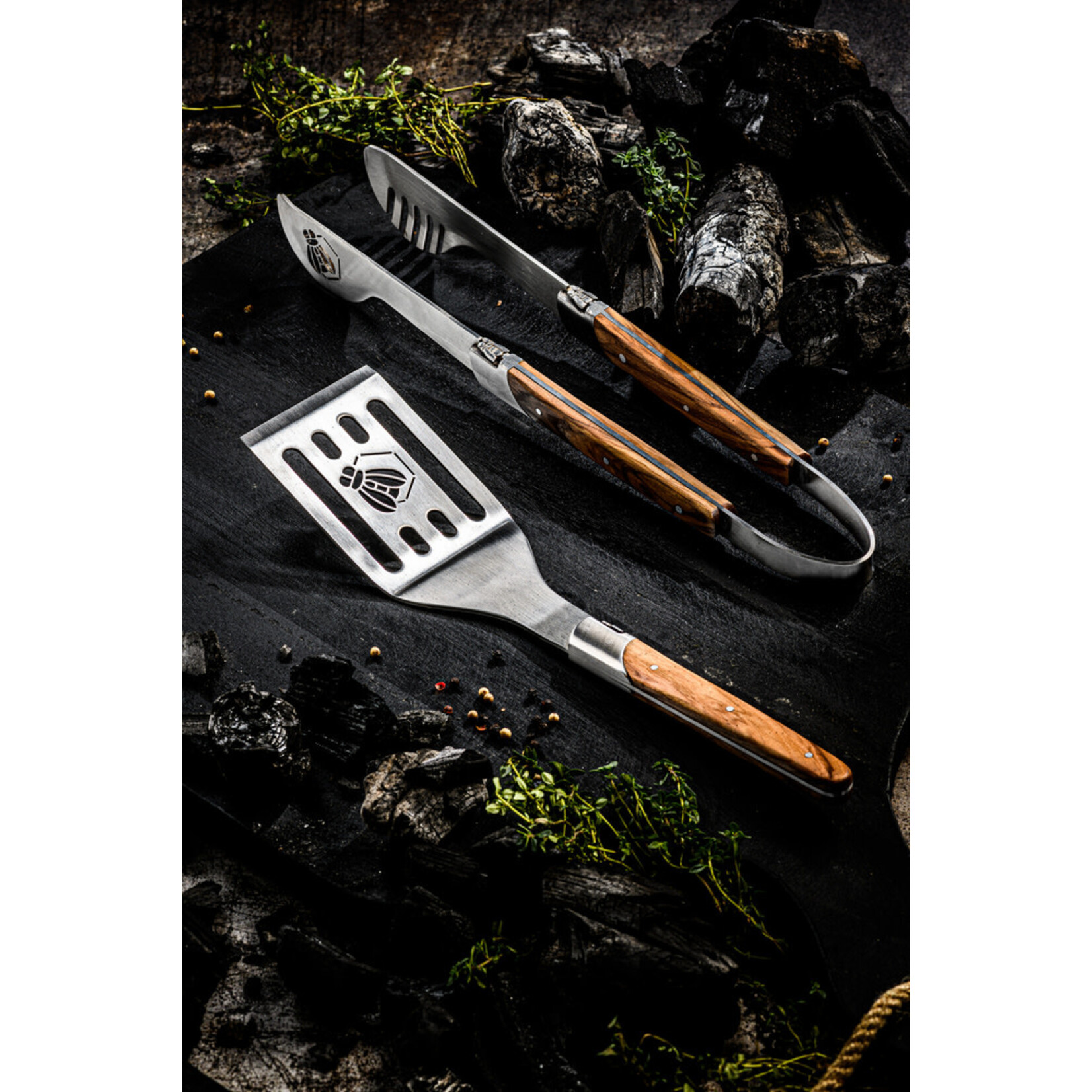 Lagiole Style de Vie BBQ set Style de Vie Luxury Line BBQ set spatel en tang met olijfhout Style de Vie LuxBBQSetOlive