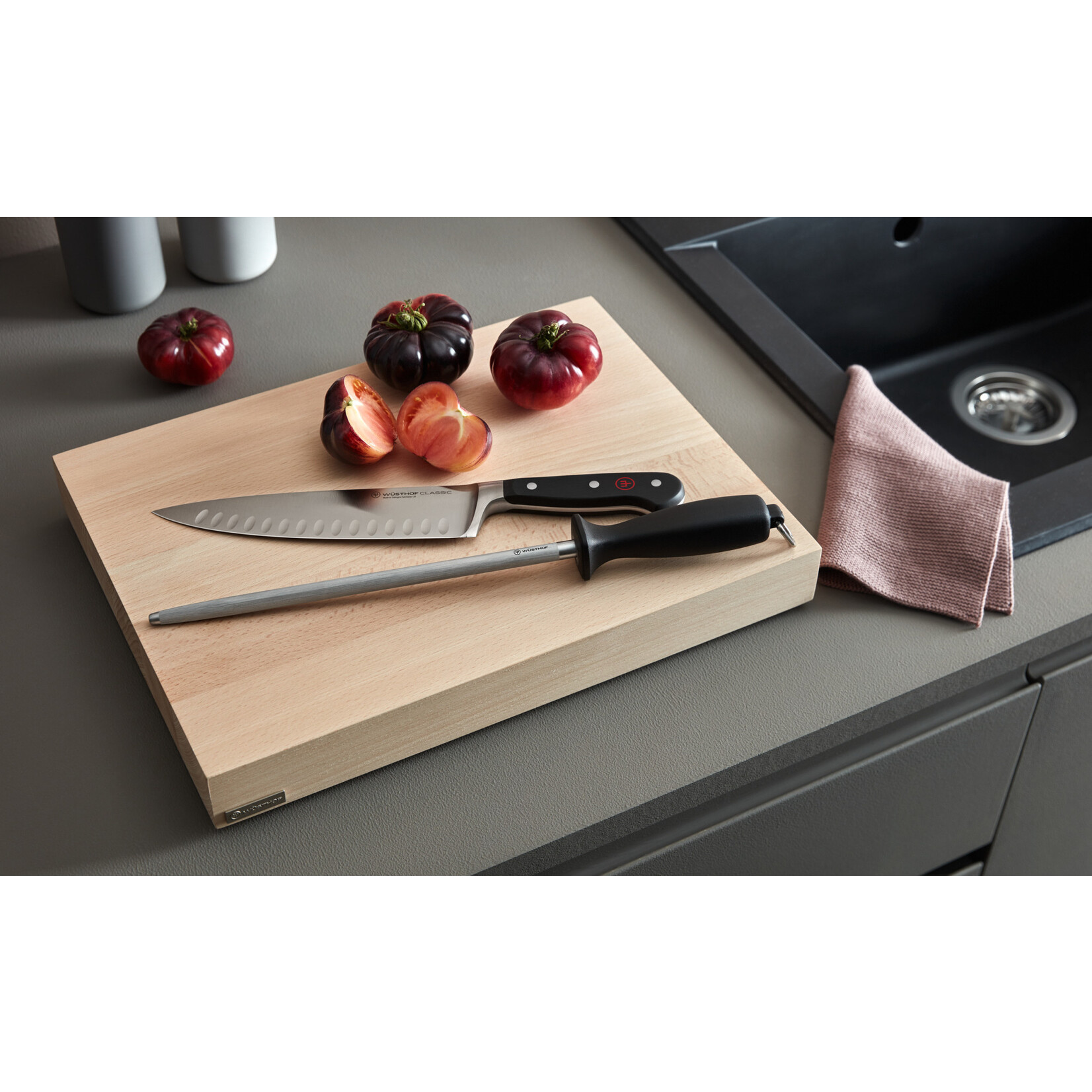 Wüsthof, messen uit Solingen gemaakt onder leiding van de 5e generatie familie Wusthof 23 cm aanzetstaal Wüsthof aanzetstaal 23 cm Wusthof 3039700323