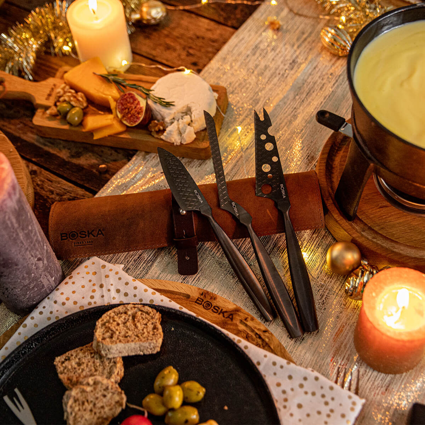 Boska leren foudraal met 3 zwarte Monaco+ kaasmessen Boska  Monaco+ zwart kaasmessenset Boska 307089