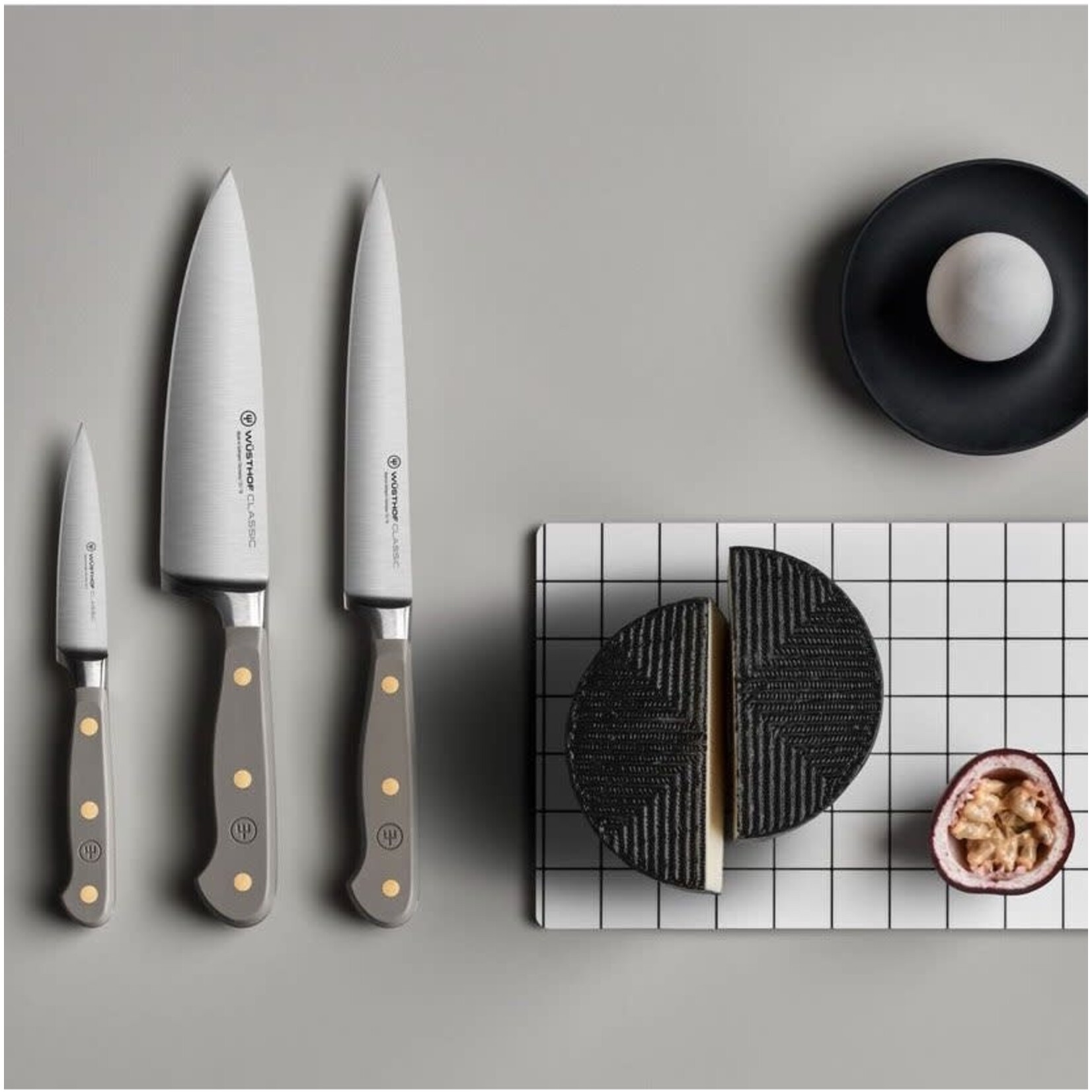 Wüsthof, messen uit Solingen gemaakt onder leiding van de 5e generatie familie Wusthof 9 cm office mes Wusthof Classic Color groentemes 9 cm Classic Velvet Oyster Wusthof 1061702109