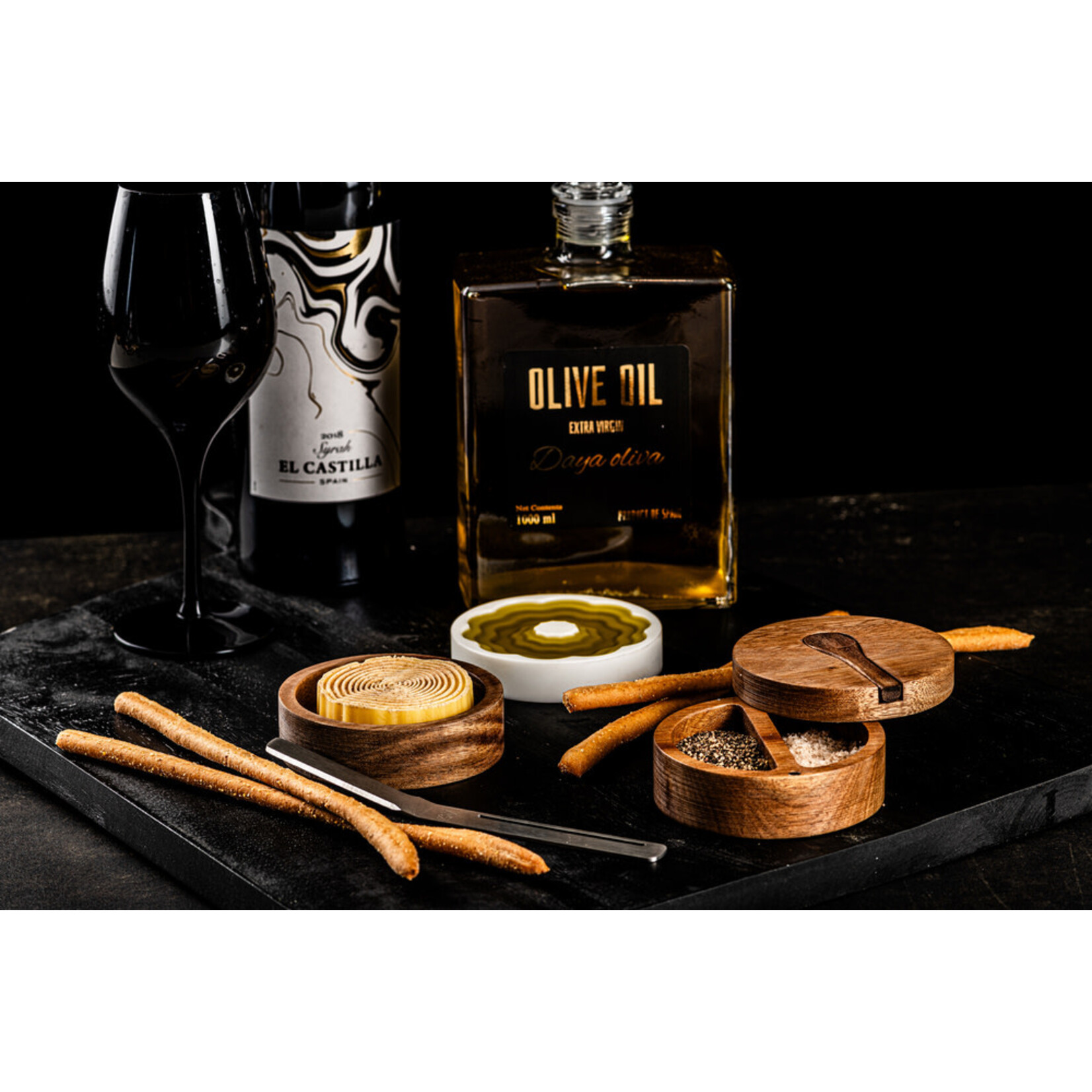 Lagiole Style de Vie olijfolie dipschaal 3 delig Style de Vie olijfoliedipschaal + 2 verschillende houten bakjes Style de Vie olijfdip3del