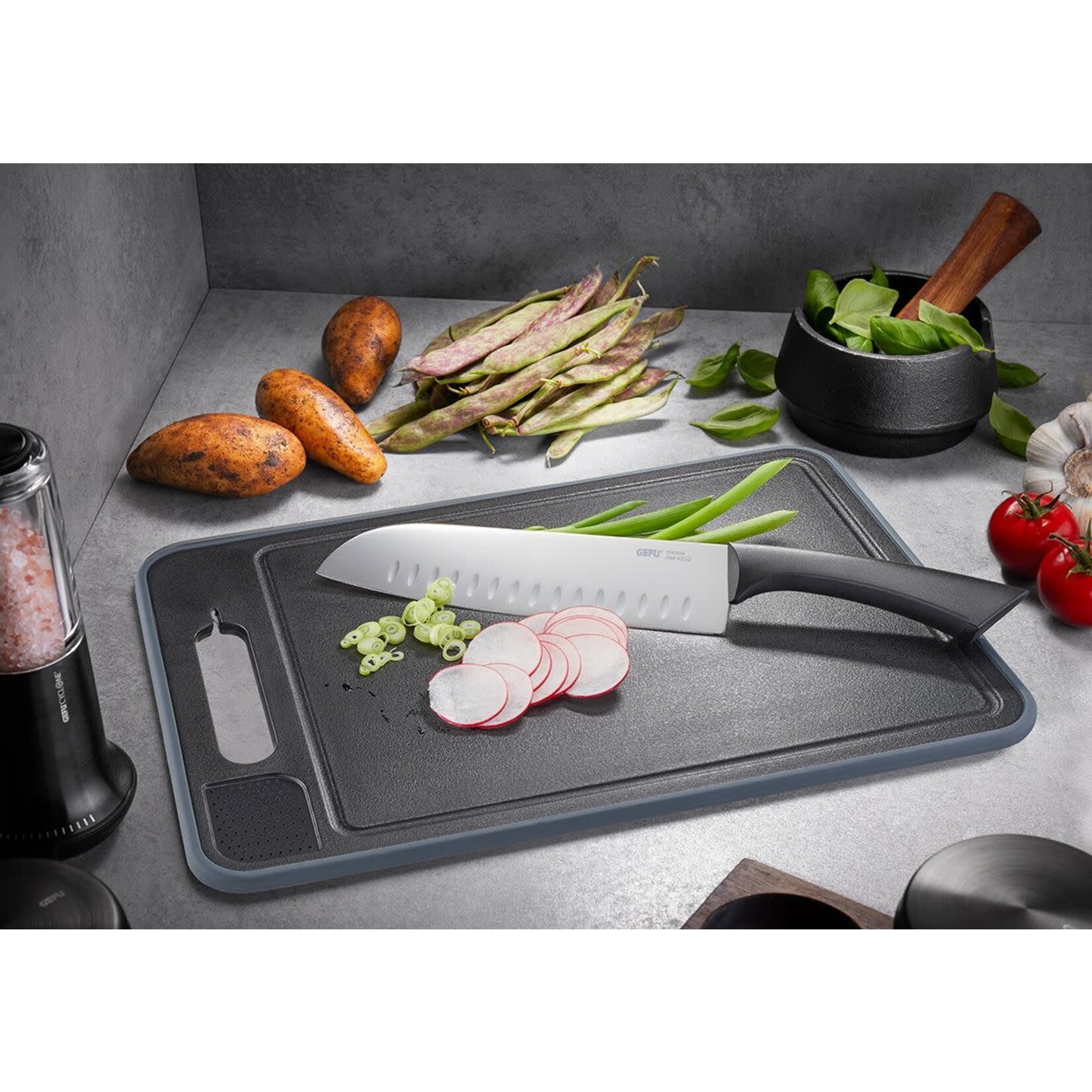 Gefu Gefu snijplank met ingebouwde messenslijper en knoflook rasp en ontdooi plank Gefu Cut pro Gefu 13991