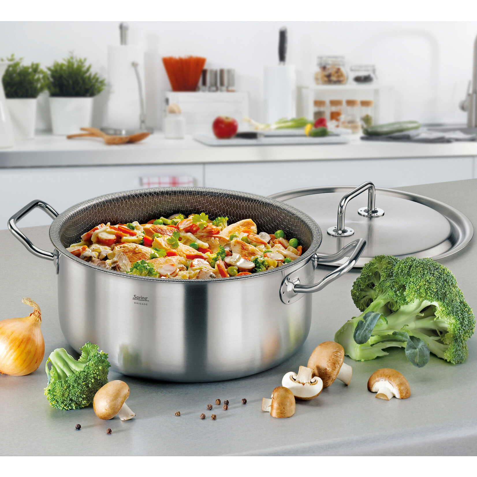 Spring Pannen en meer 24 cm 4.7 liter Braadpan Spring Brigade Premium Cut Resist Pure Braadpan 24 cm 10 cm hoog Spring 0415400624