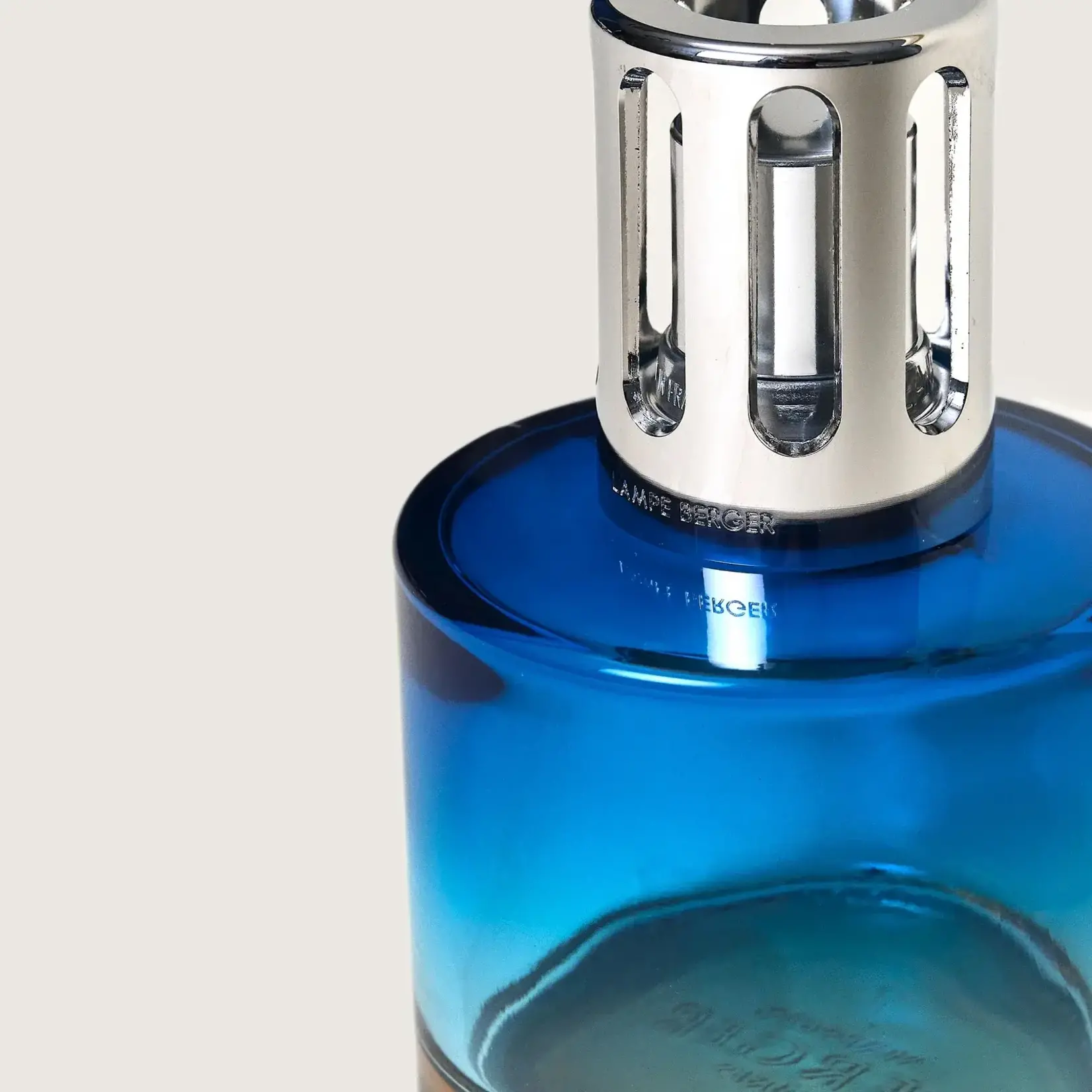 Maison Berger Paris 1898 Maison Berger Lampe giftset Pure Blue/Nude Lampe Giftset Pure Blue Nude Maison Berger 4854