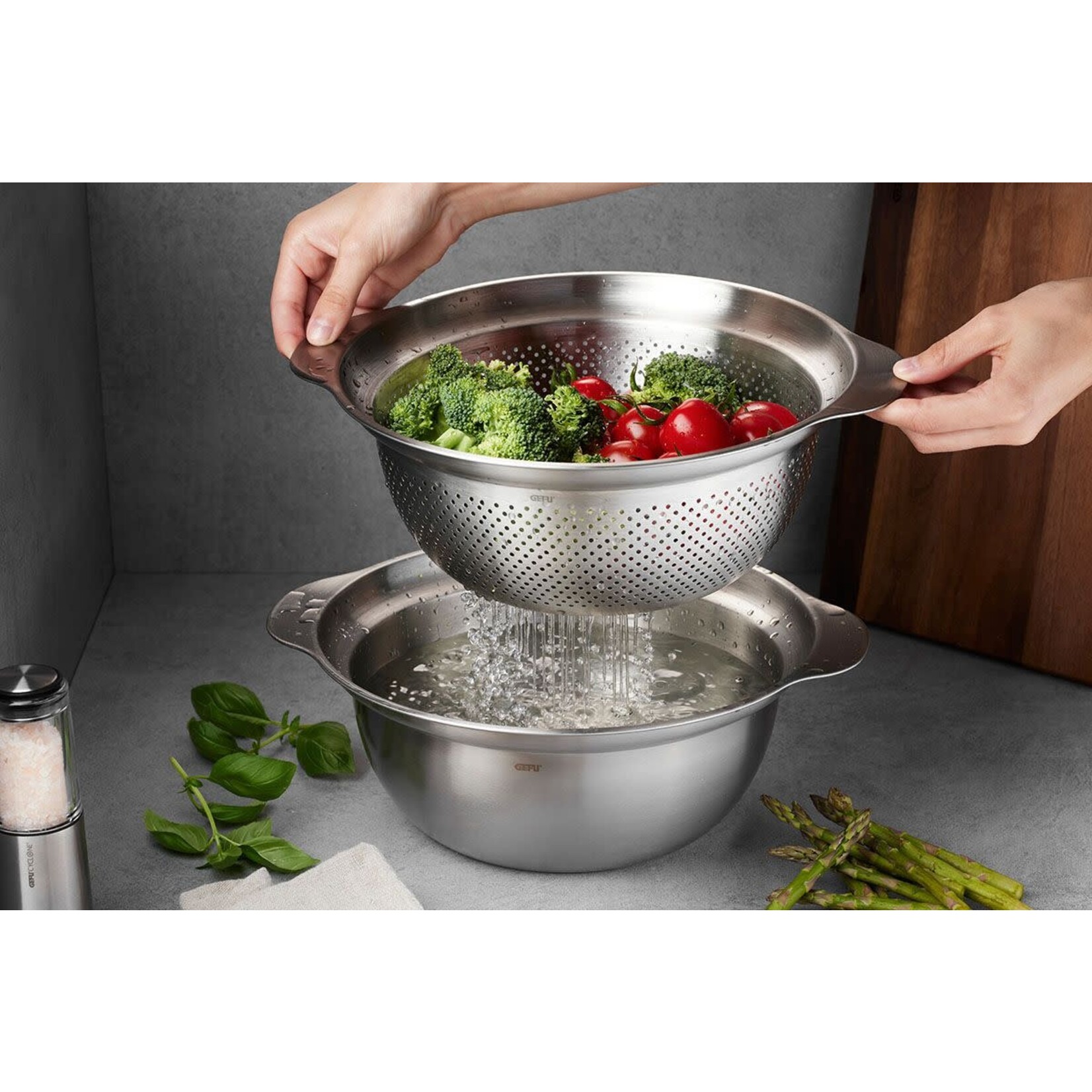 Gefu RVS mengkom beslagkom 27 cm 2400 ml Gefu Premio meng kom RVS Gefu 28134
