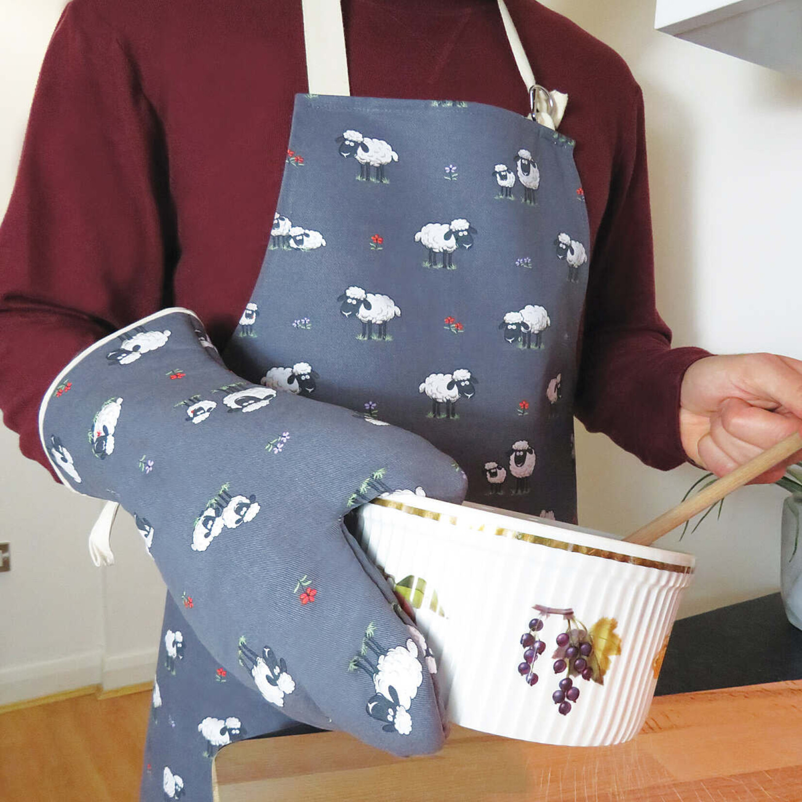 Diverse Merken Samuel Lamont Fluffy Flock Grey apron schort schapen grijs schort Samuel Lamont 600556