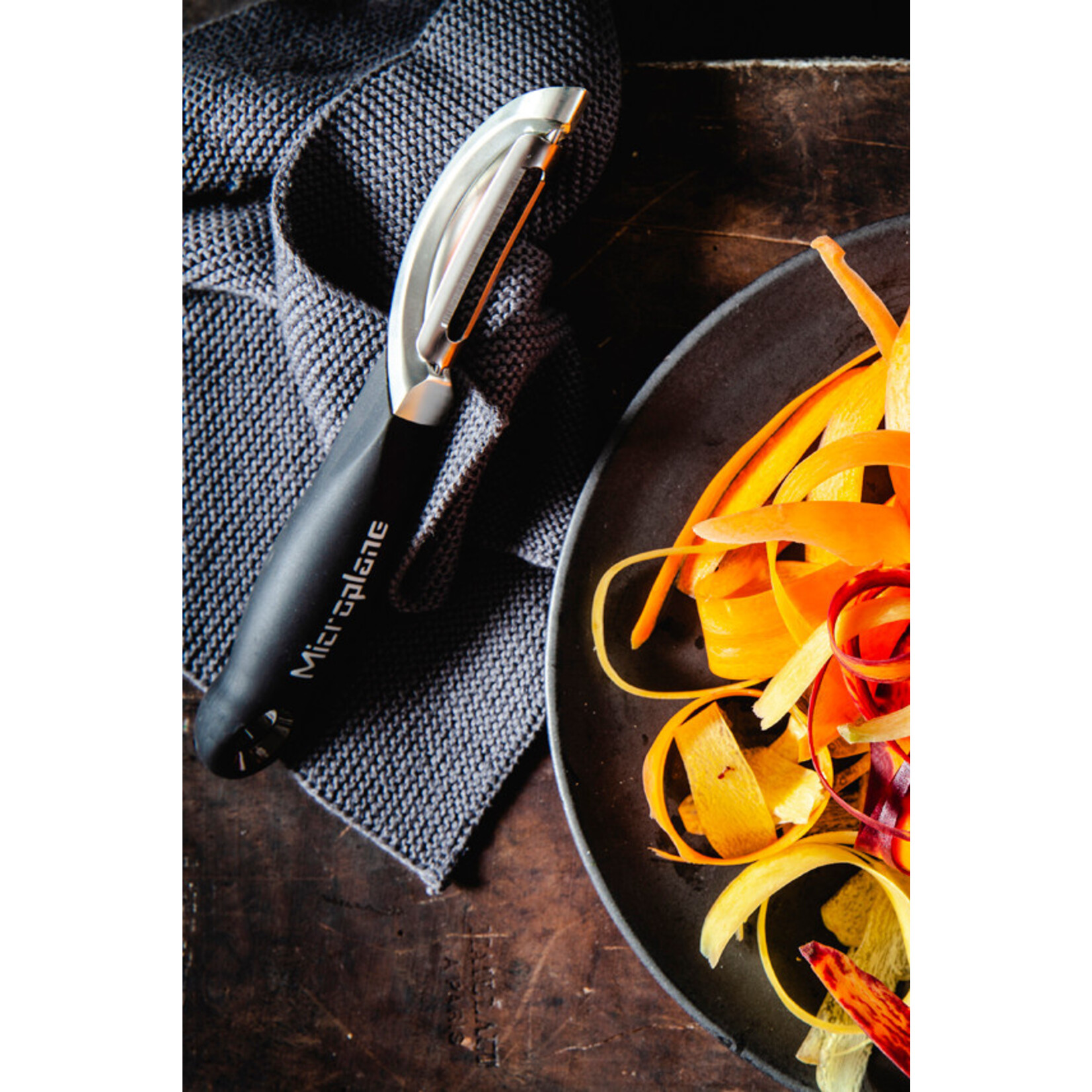 Microplane Microplane zwart handvat Professionele dunschiller Microplane 48091