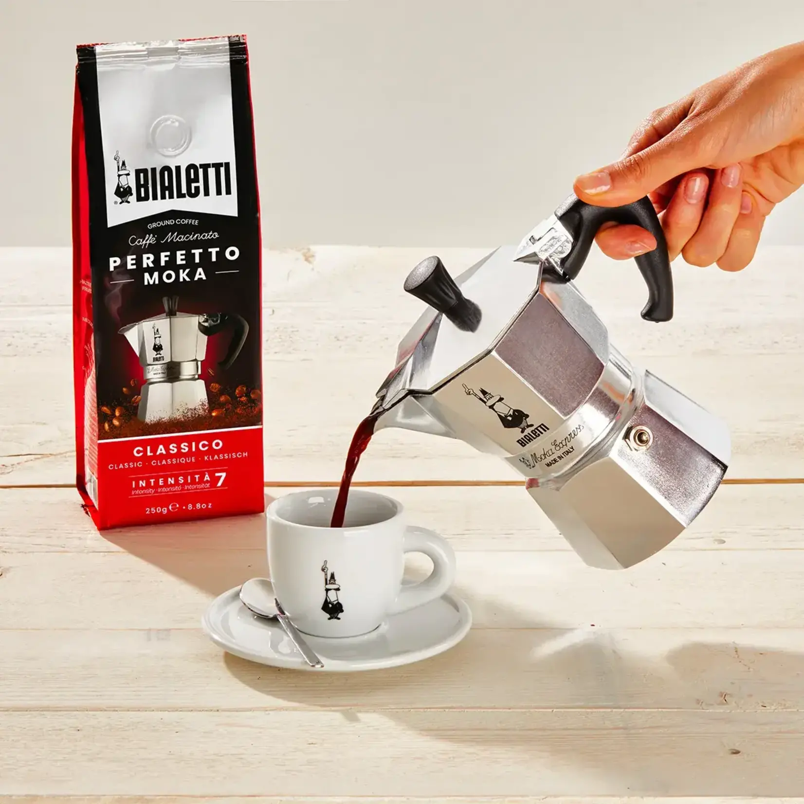 Bialetti De iconische Italiaanse espressomakers percolators 130 ml 3 kops Espressokoker Bialetti Moka Express espressomaker 130 ml Bialetti 0001162