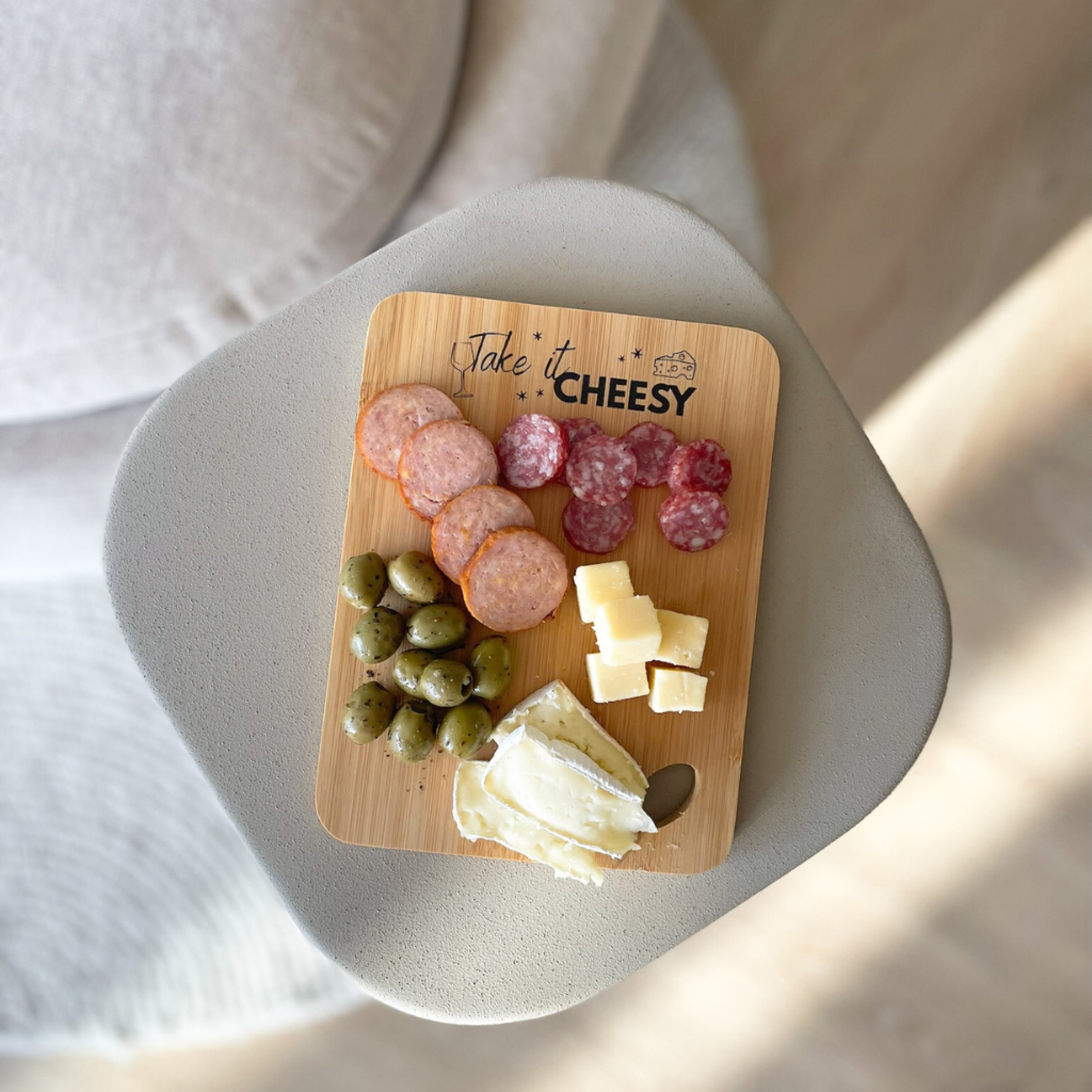 Diverse Merken 20 x 15 x 1 cm Bamboe serveerplankje Take it Cheesy The Big Gifts 713