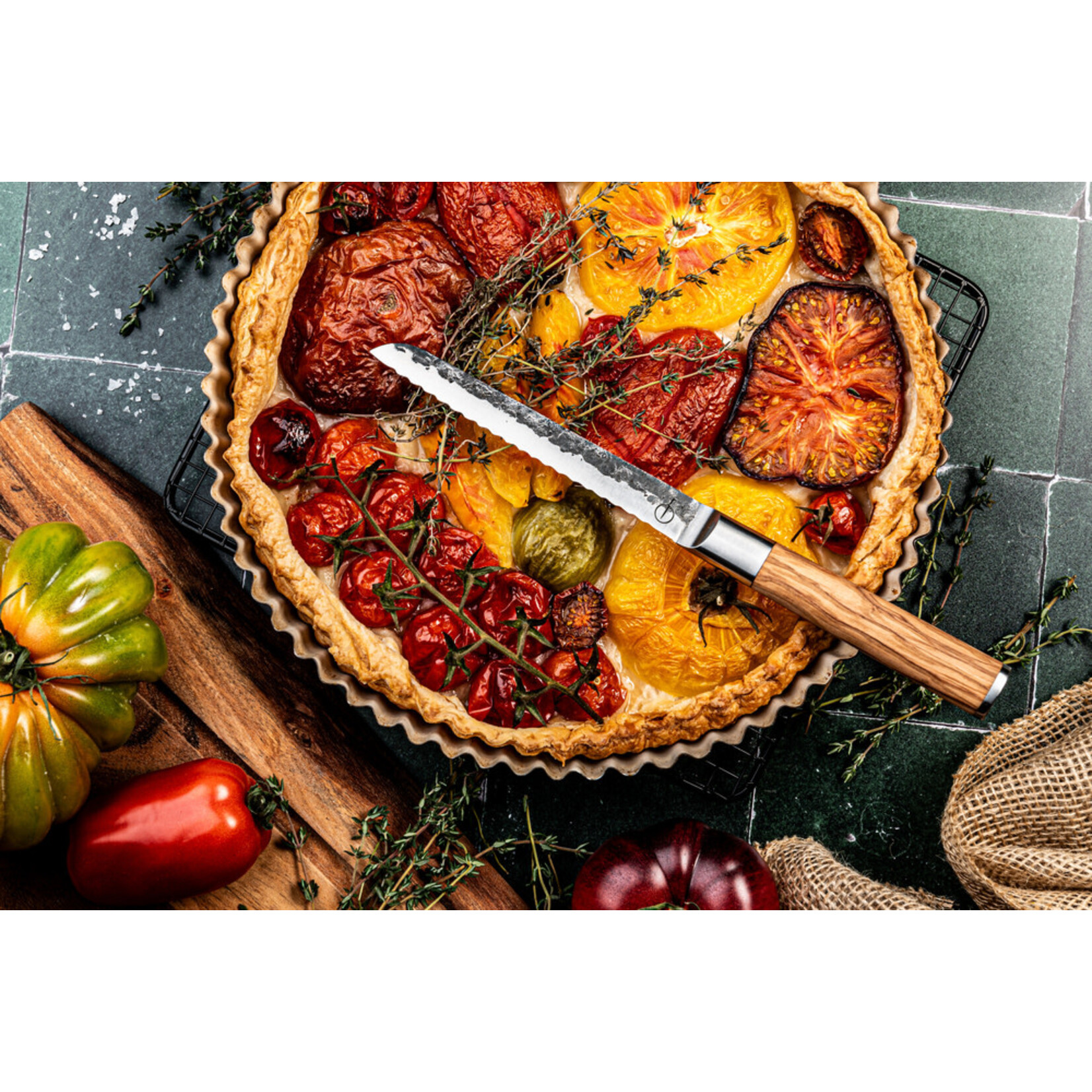 Forged gekarteld universeel mes Forged Olive universeel mes gekarteld Forged OliveUniSer