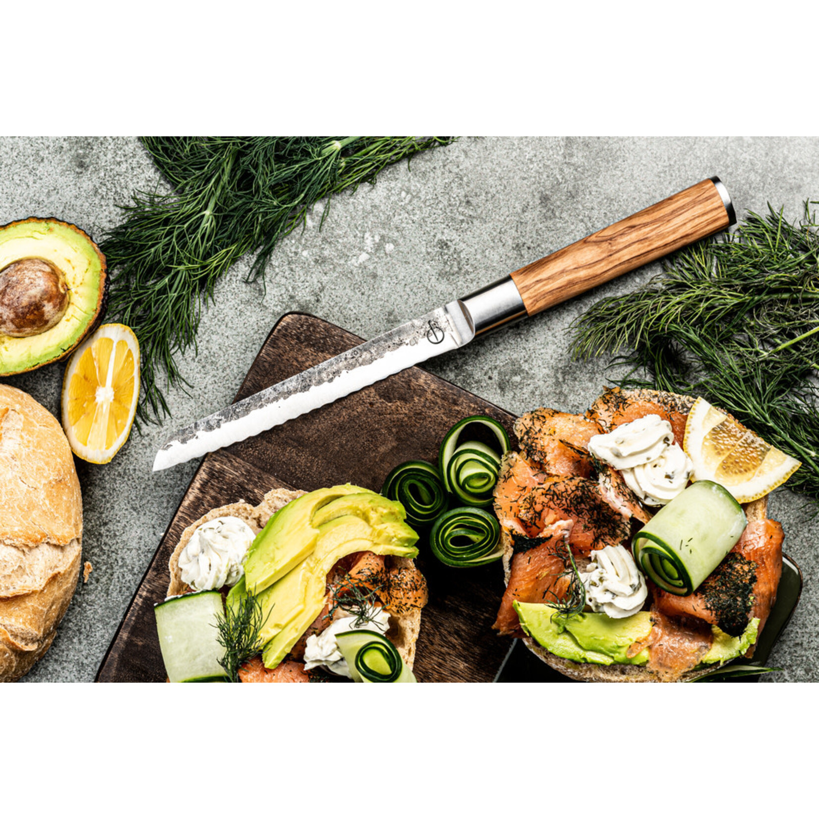 Forged gekarteld universeel mes Forged Olive universeel mes gekarteld Forged OliveUniSer