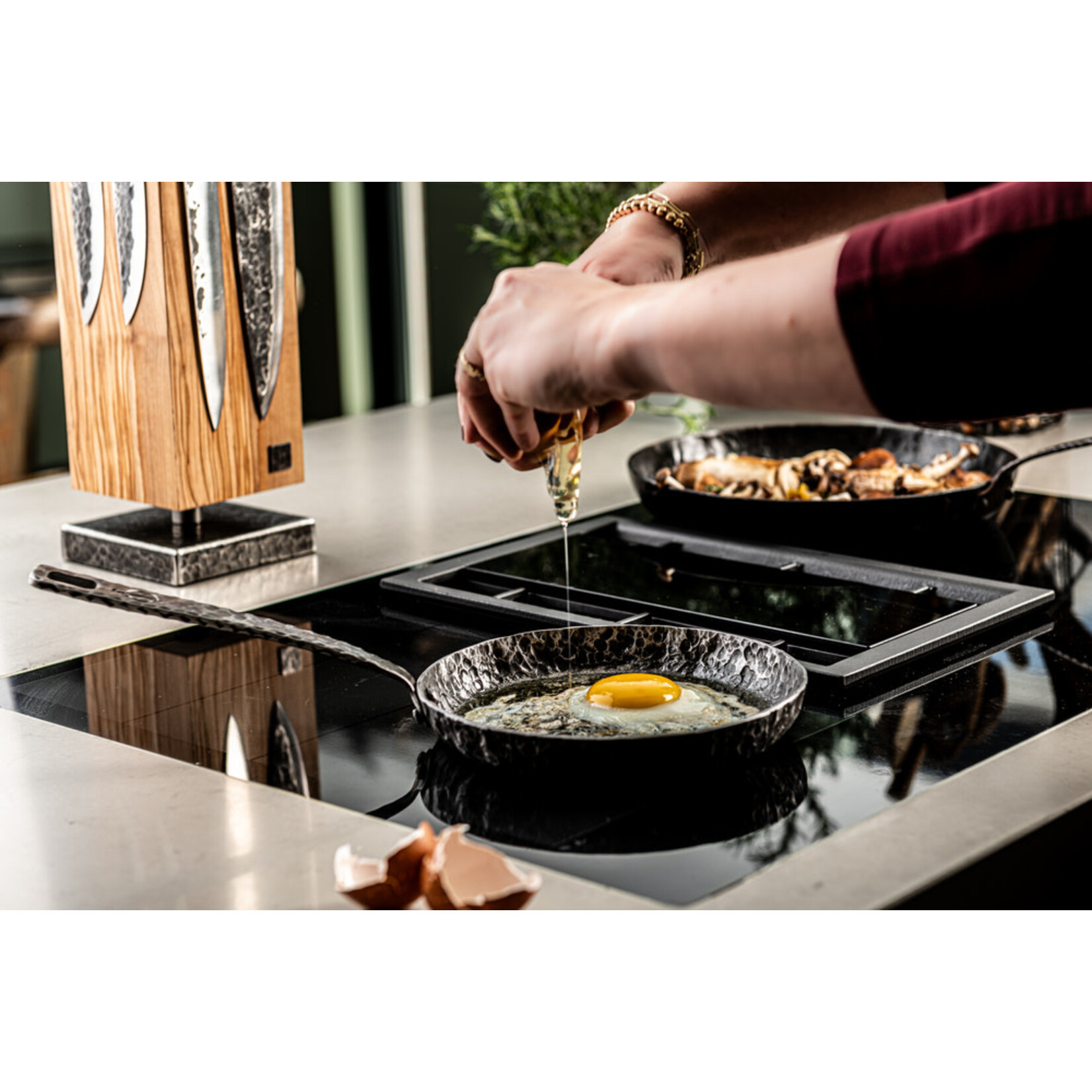 Forged 20 cm koekenpan Forged Essentials koekenpan 20 cm Forged EsFryPan1h20