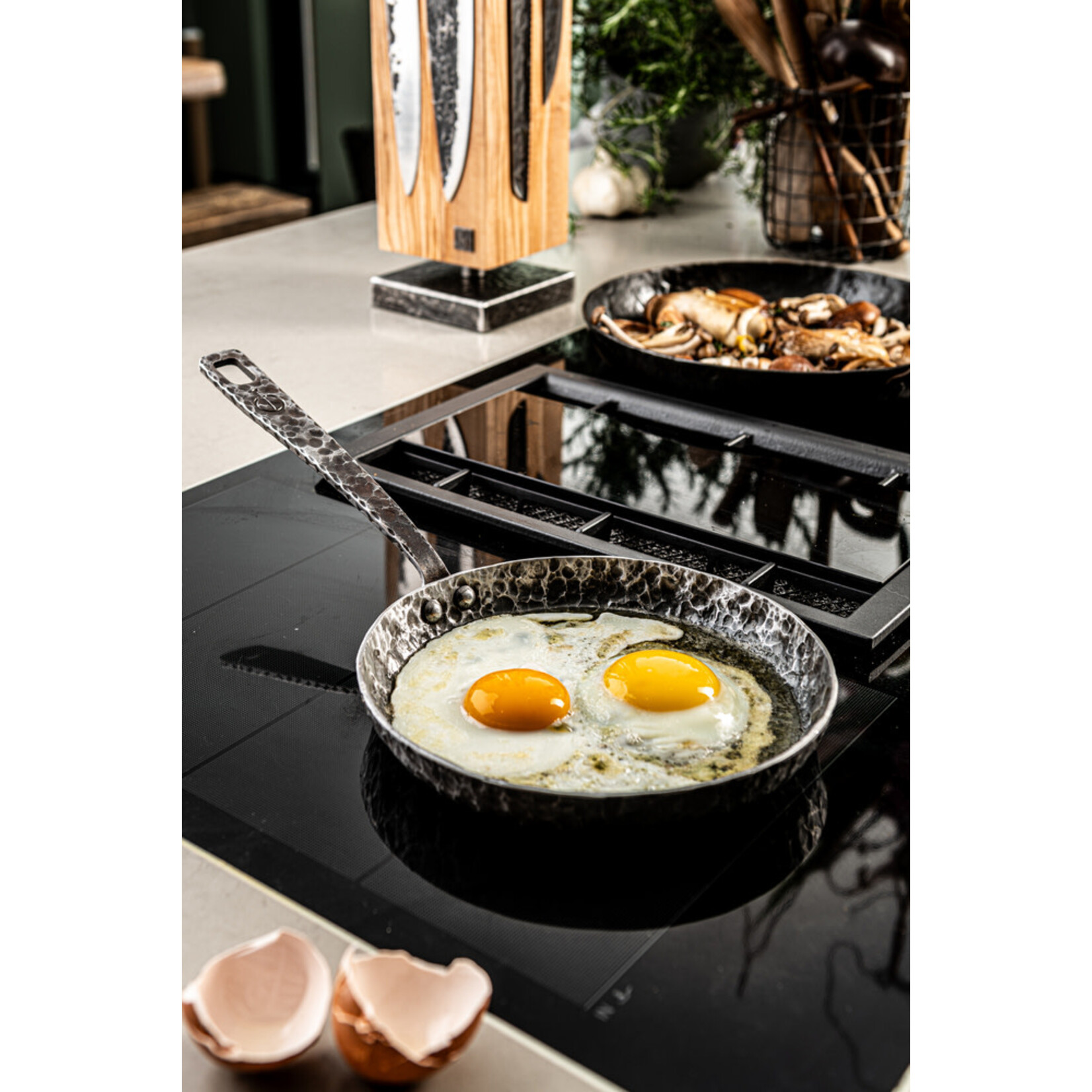 Forged 20 cm koekenpan Forged Essentials koekenpan 20 cm Forged EsFryPan1h20