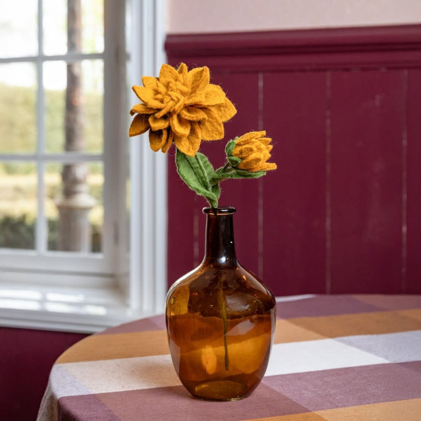 Fairmade Fairtrade voor Sjaal met Verhaal Sjaal met verhaal Bloem Dahlia XL Okergeel handmade fairmade in Nepal