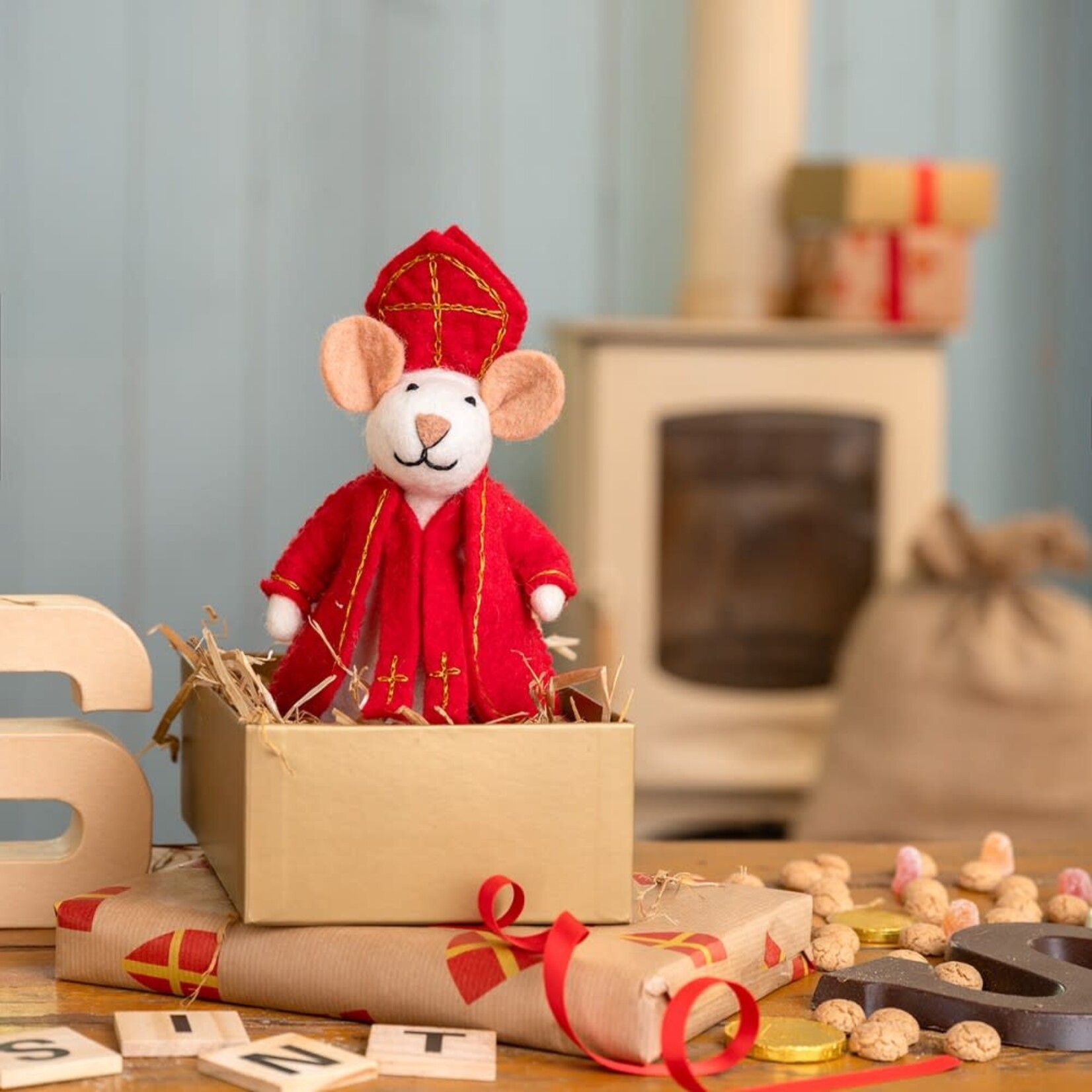 Fairmade Fairtrade Sint Decoratie muis Sintermuis Sinterklaas 18 cm Handmade Fairmade in Nepal