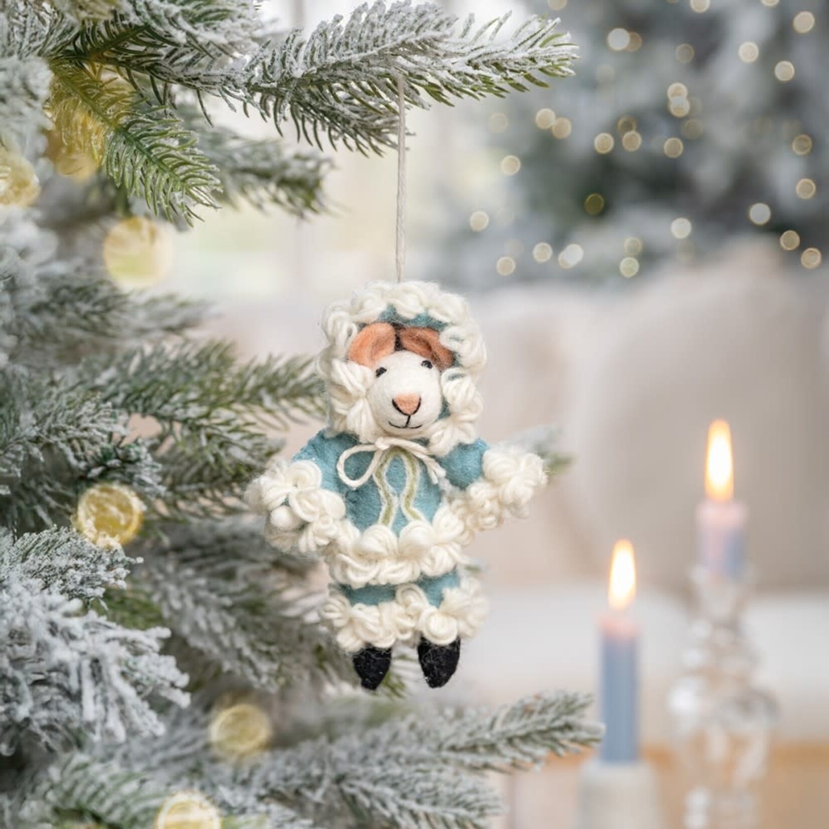 Fairmade Fairtrade voor Sjaal met Verhaal Sjaal met verhaal Hanger Eskimuis 9x7x14 cm Fairmade Fairtrade handgemaakt in Nepal