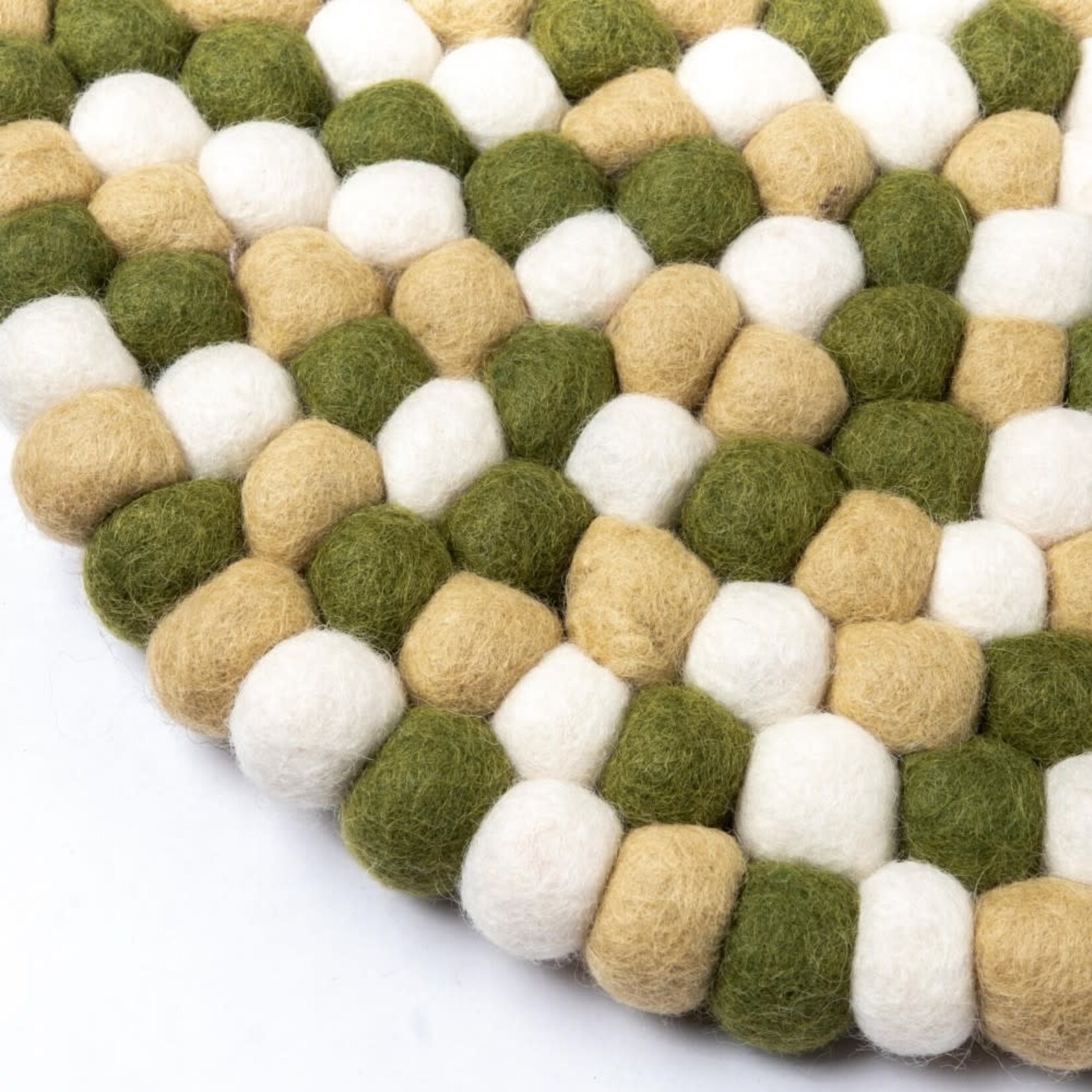 Fairmade Fairtrade Sjaal met Verhaal 40 cm onderzetter rond viltbolletjes Mistletoe