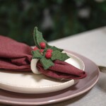 Fairmade Fairtrade voor Sjaal met Verhaal Sjaal met Verhaal Servet ring Holly Berry per stuk vilten servetring