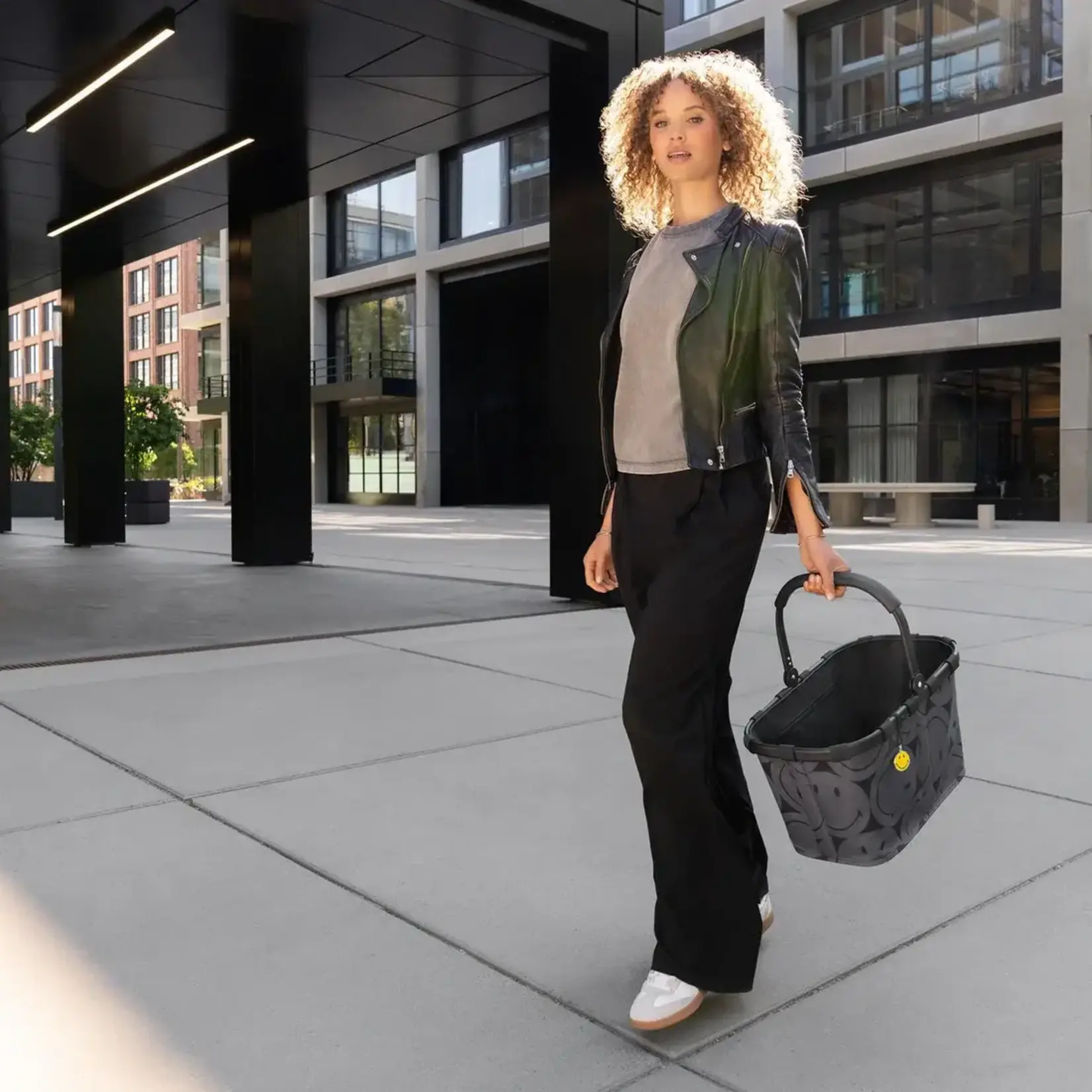 Reisenthel Reisenthel Carrybag Smiley Grey Reisenthel Smiley Grey Reisenthel BK7085