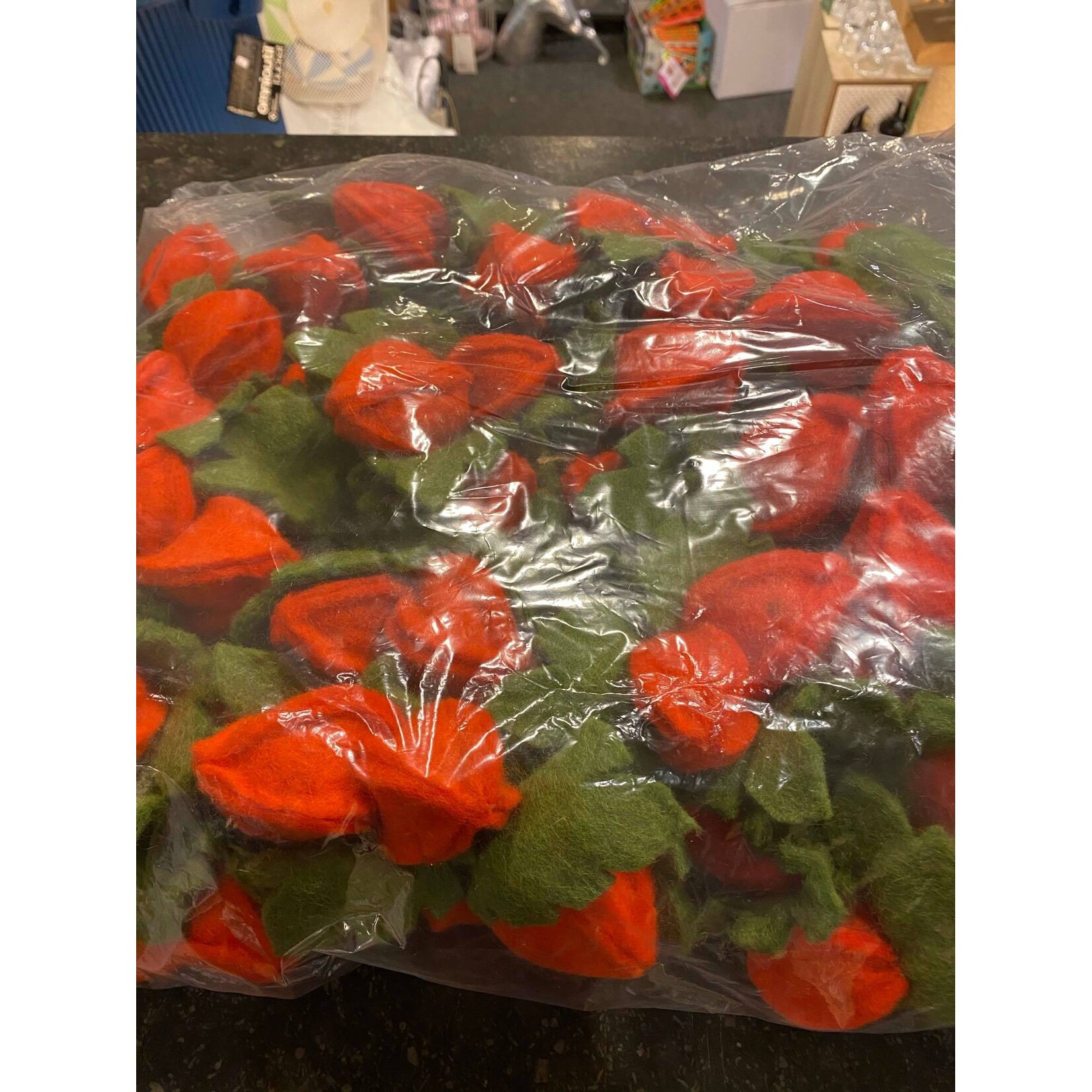 Fairmade Fairtrade voor Sjaal met Verhaal Sjaal met Verhaal 140 cm Vilt Slinger Guirlande Physalis Lampion