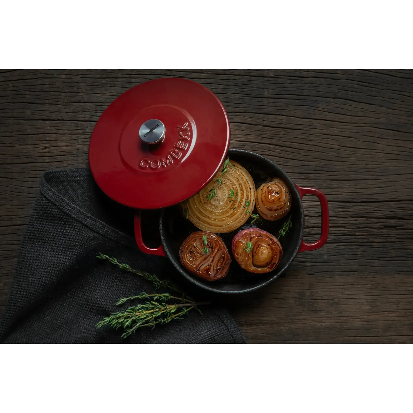 Combekk, Nederlands design  gietijzeren pannen uit gerecycled materiaal. set-4 12 cm mini braadpannetjes rood Combekk 12 cm braadpannen rood set-4 Combekk 1768296bx