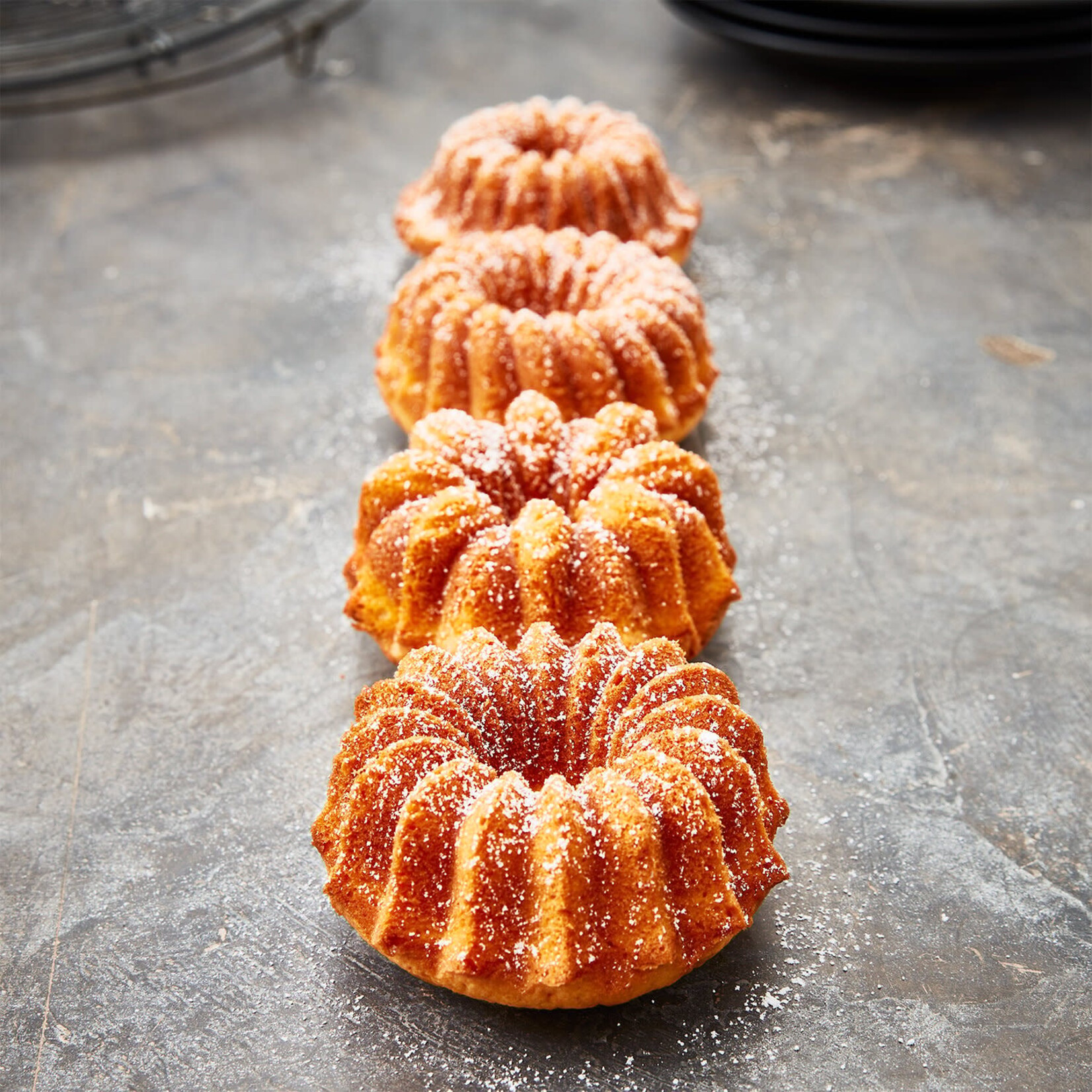 Birkmann 240x240x45 mm Contoura Belissima 4vorm  Birkmann Contoura Belissima bakvorm B887282