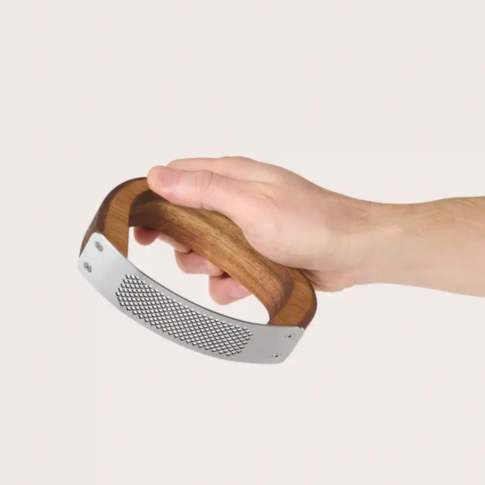 AdHoc AdHoc Knoflookpers knoflook pletter met plank AdHoc RoccaAlio met acacia plank Ad Hoc GC01