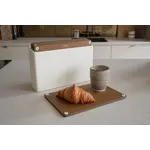 Combekk, Nederlands design  gietijzeren pannen uit gerecycled materiaal. Combekk zand houder en bruin 4 geperst houten snijplanken met houder Combekk 596401brs