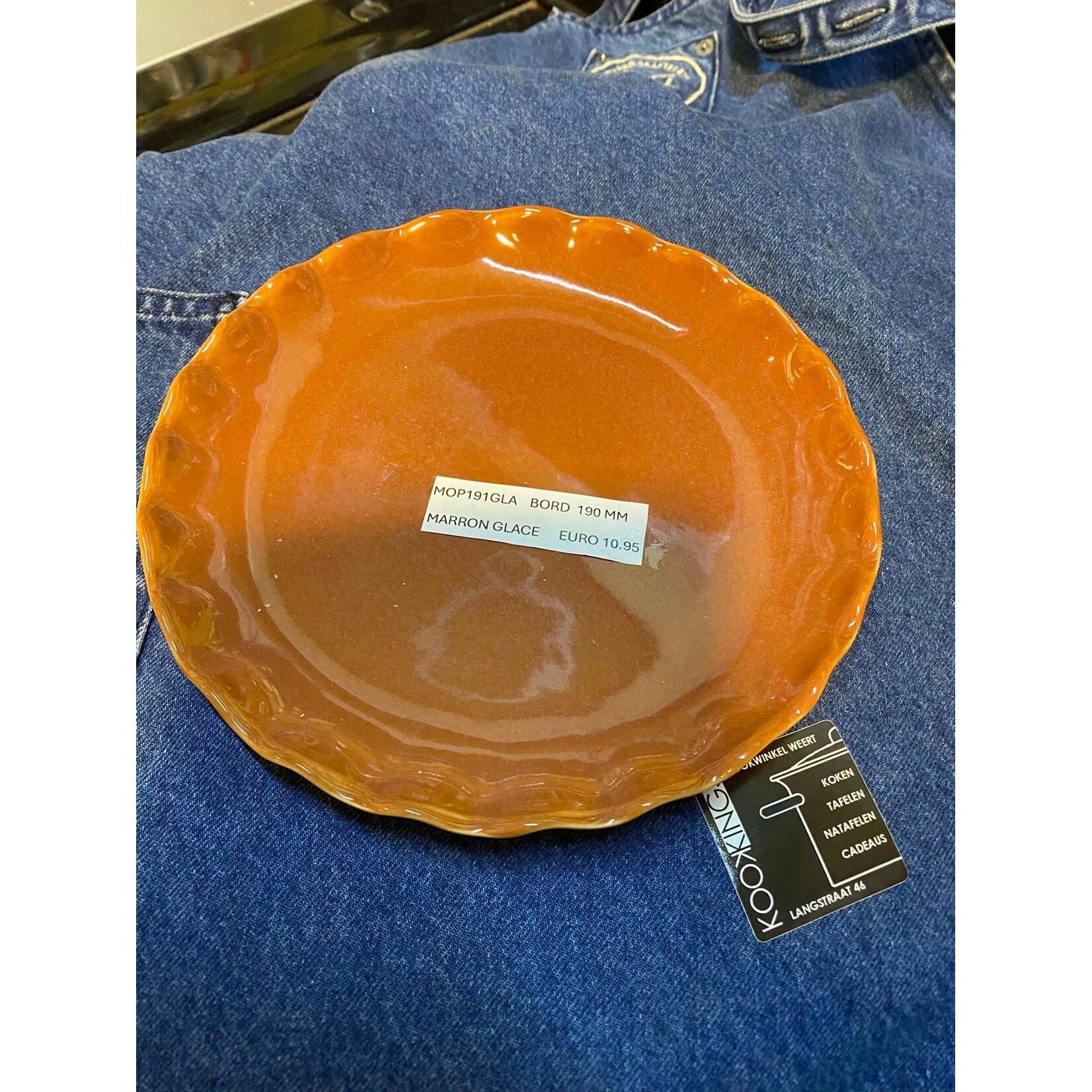 Gresnovo, handgemaakt keihard stoneware uit Portugal Plate bord 19 cm  Gresnovo Moove bord 19 cm Marron Glace mop191gla