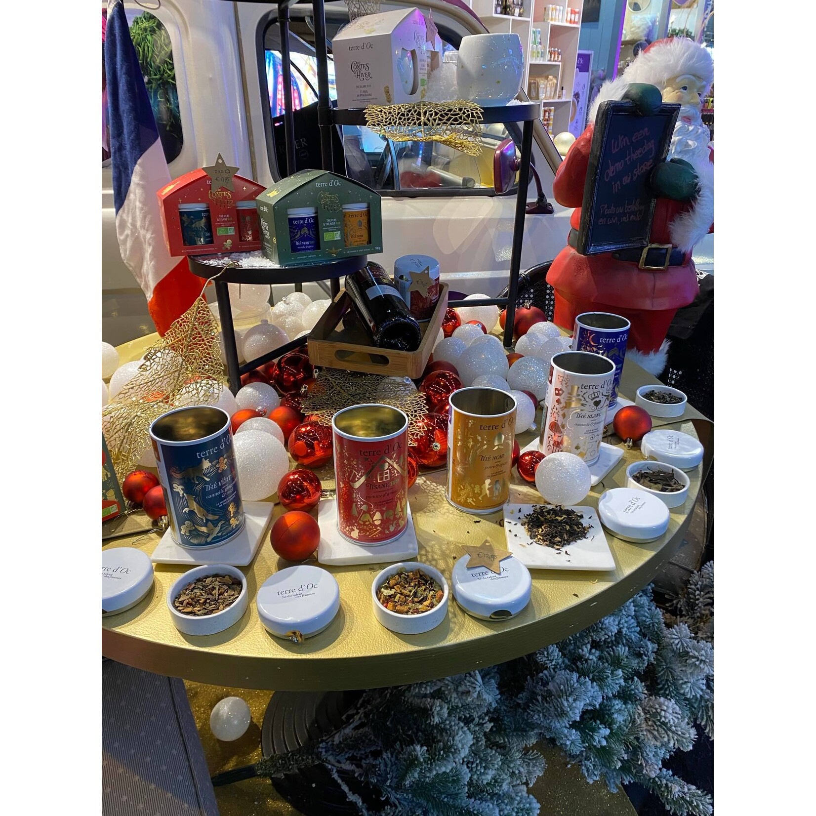 Terre D'oc Terre d'Oc Thé Vert Gingembre Cannelle Miel 100 gram Terre d'Oc thé de Noël blik groene thee