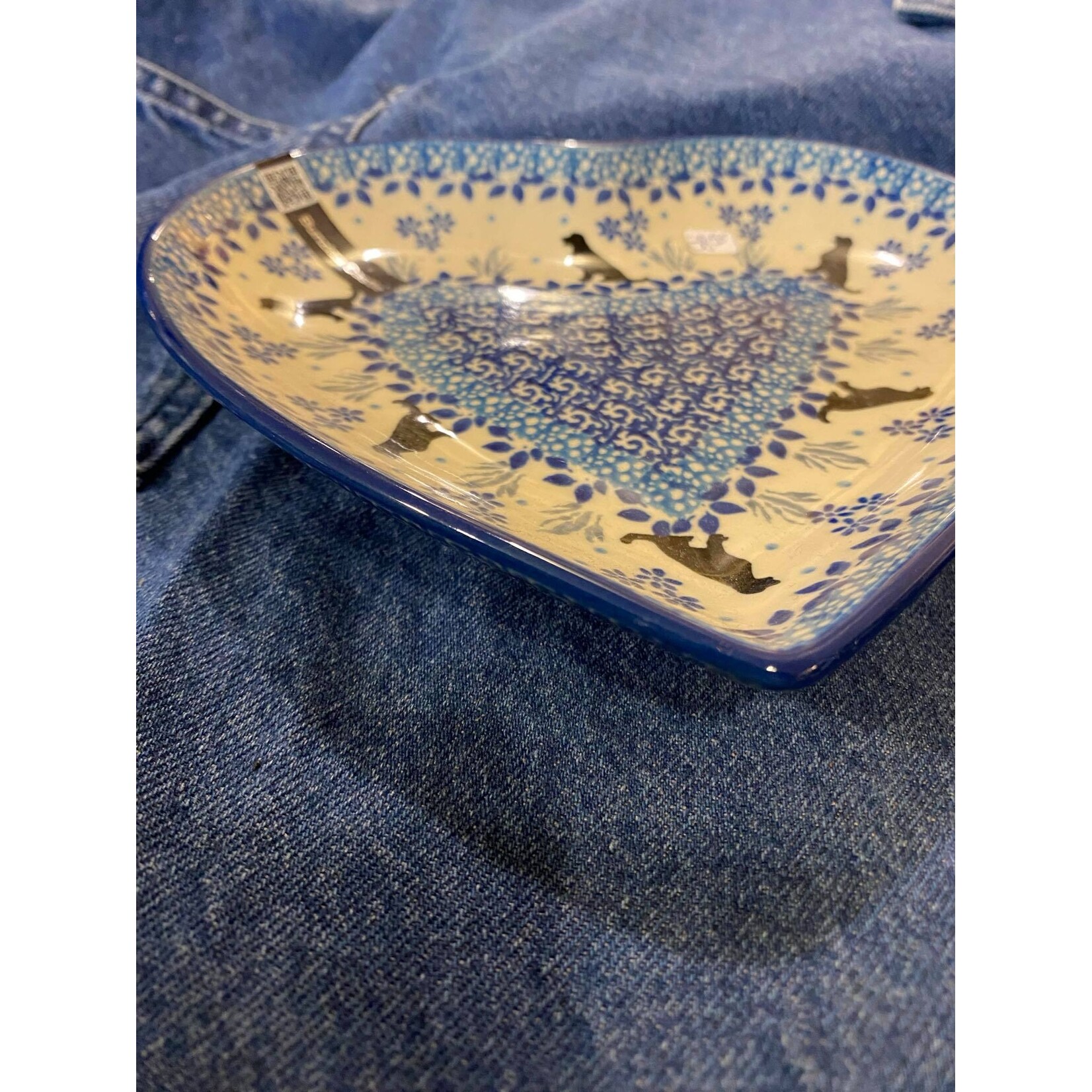 Bunzlau Castle Ø 182x30 mm Dish Heart Medium Bunzlau Castle Dish Heart shape puppy Bunzlau Castle 1959-2856