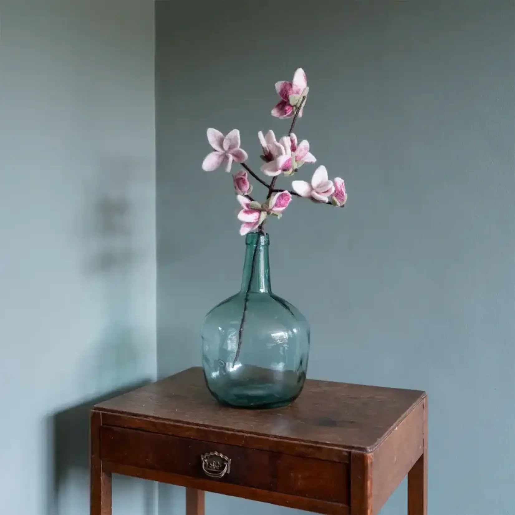 Fairmade Fairtrade voor Sjaal met Verhaal Sjaal met verhaal Tak Magnolia 50 cm Handmade Fairmade uit Nepal 8721122321812