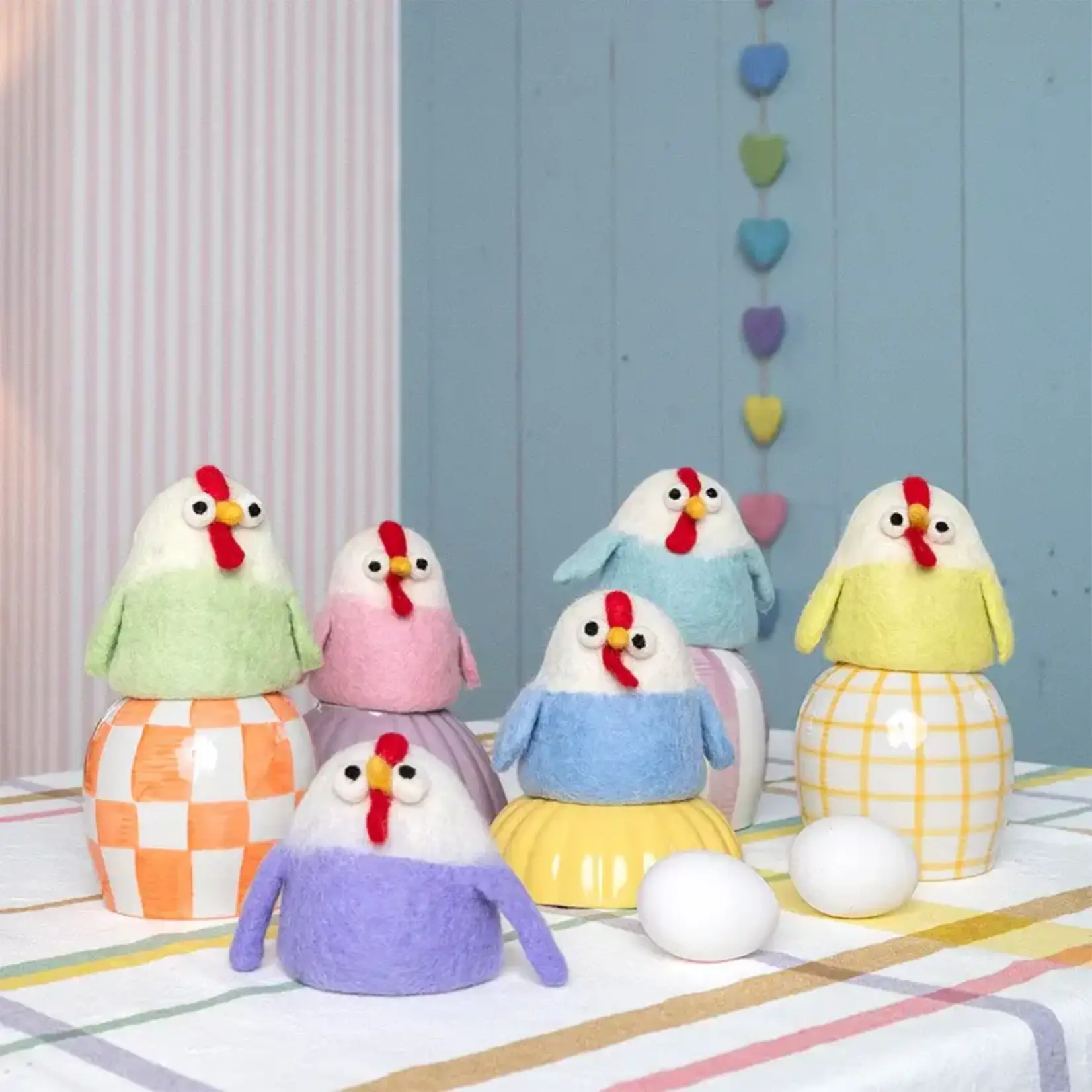 Fairmade Fairtrade voor Sjaal met Verhaal per stuk 1 van 6 Sjaal met verhaal Gekke kip pasteltinten 1 van 6  Sjaal met verhaal 8720986915380