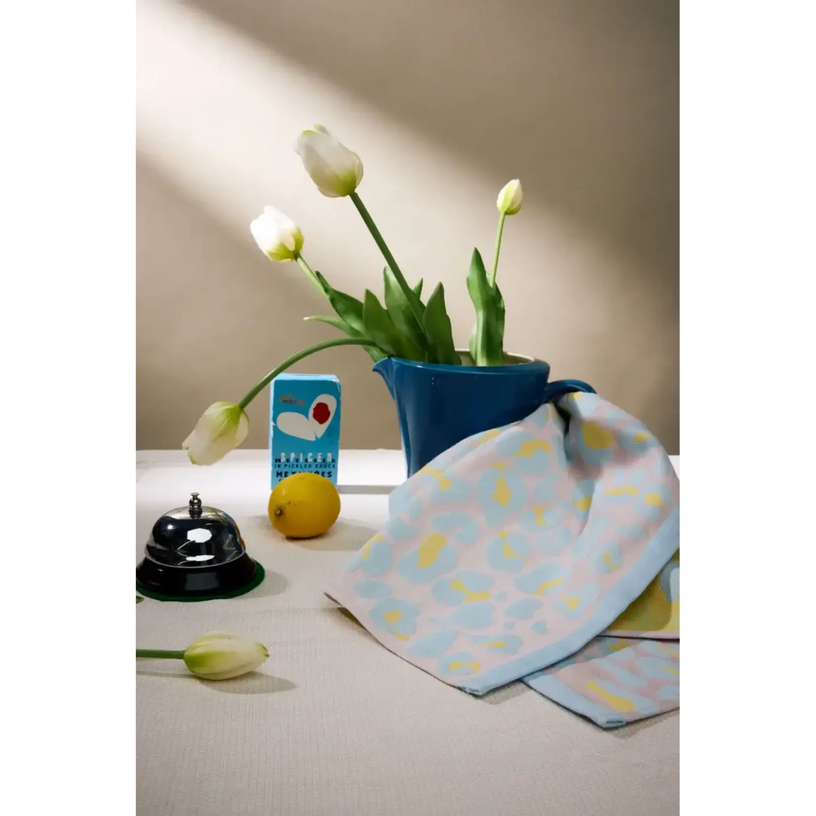 Vaat Amsterdam Kitchen Couture Vaat Gift set I love leopard pastel blue light yellow Theedoek en keukendoek Vaat GS0073