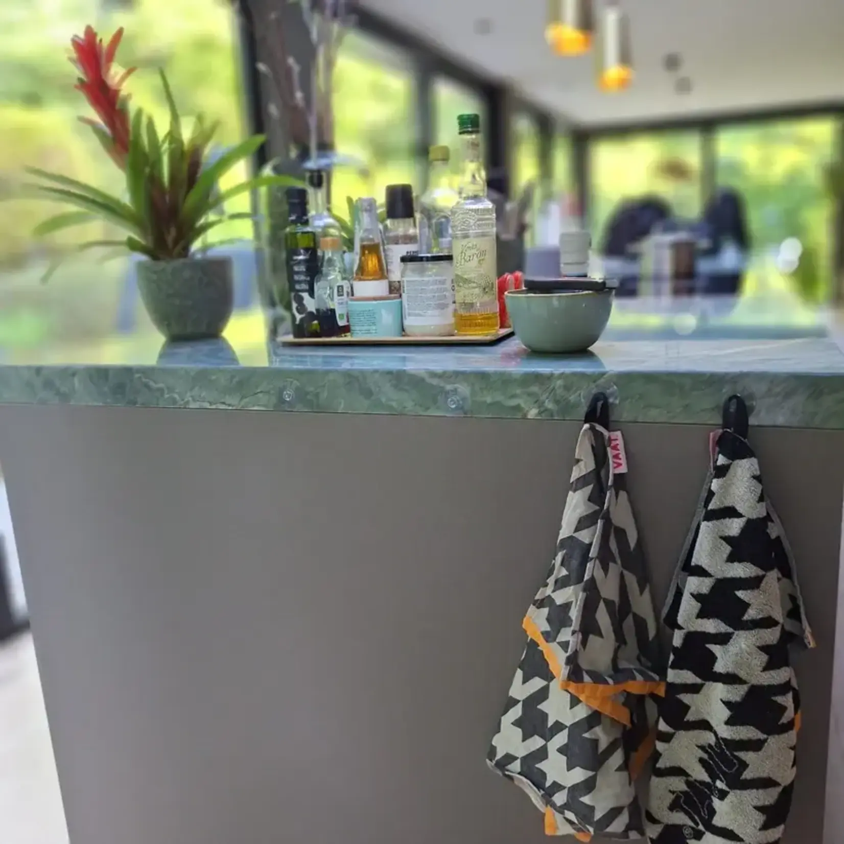 Vaat Amsterdam Kitchen Couture Vaat Gift set Pied de poule Black Sand Theedoek en keukendoek Vaat GS0001