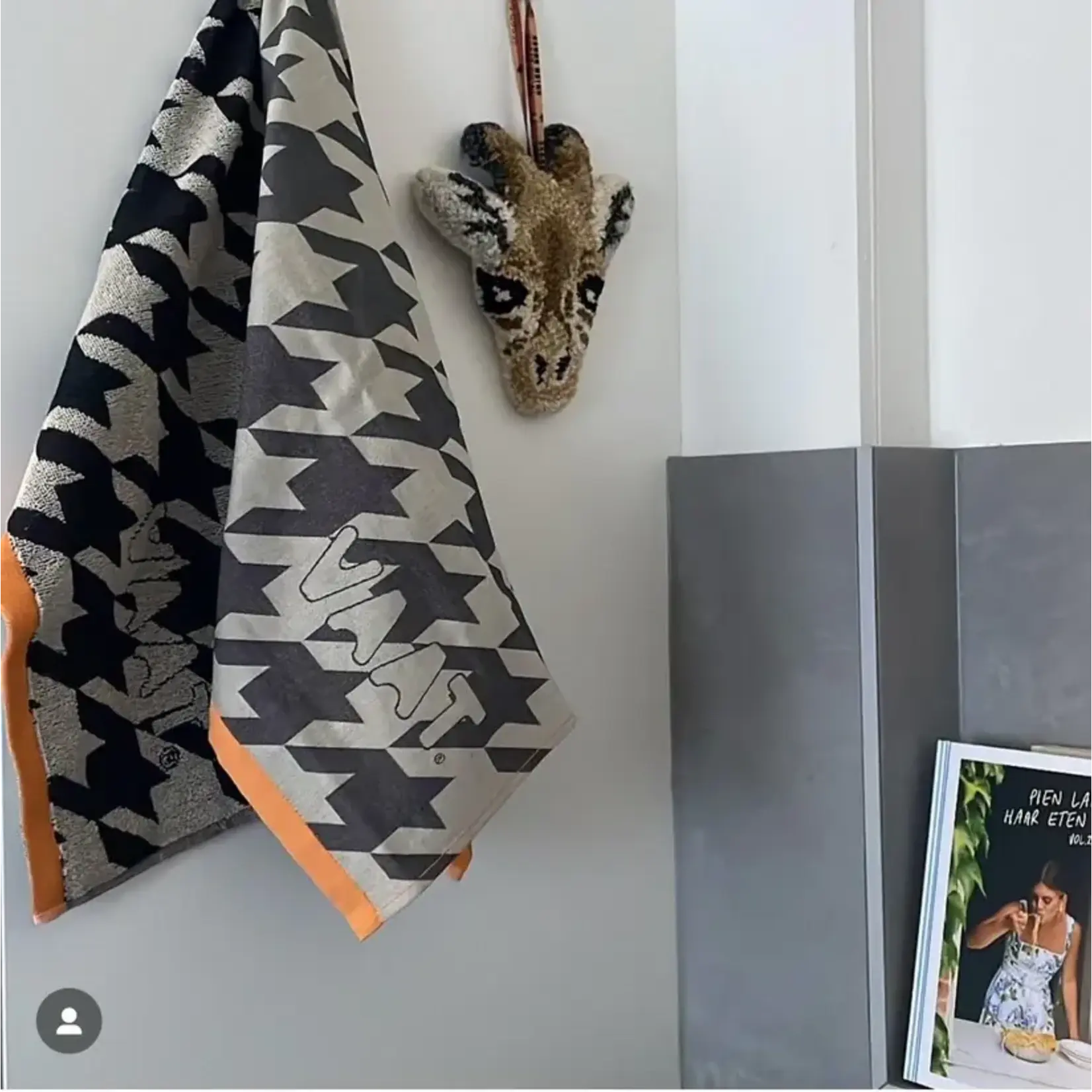 Vaat Amsterdam Kitchen Couture Vaat Gift set Pied de poule Black Sand Theedoek en keukendoek Vaat GS0001