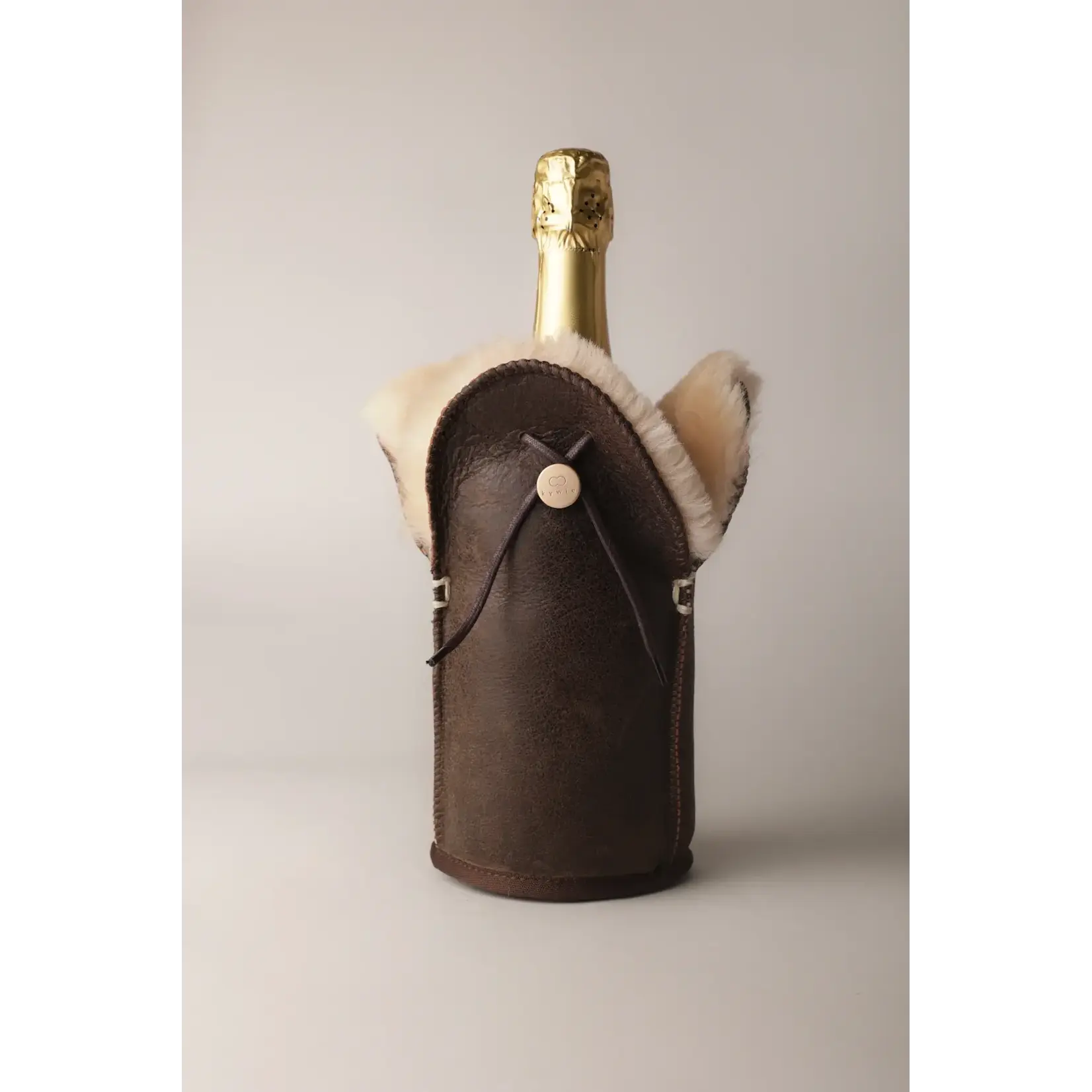 Kywie, keep it cool with wool Champagne koeler Kywie keep it cool with wool  Champagne brown leather Kywie C04KL