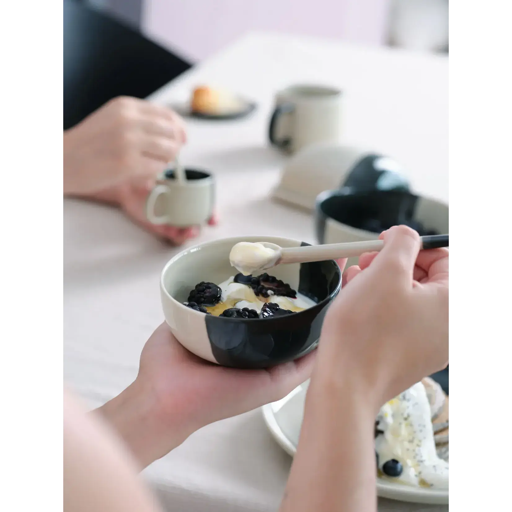 ASA Selection Asa Selection Joy 200 ml bowl kom Ø 110 mm Black Currant Smoothie ASA 16303286