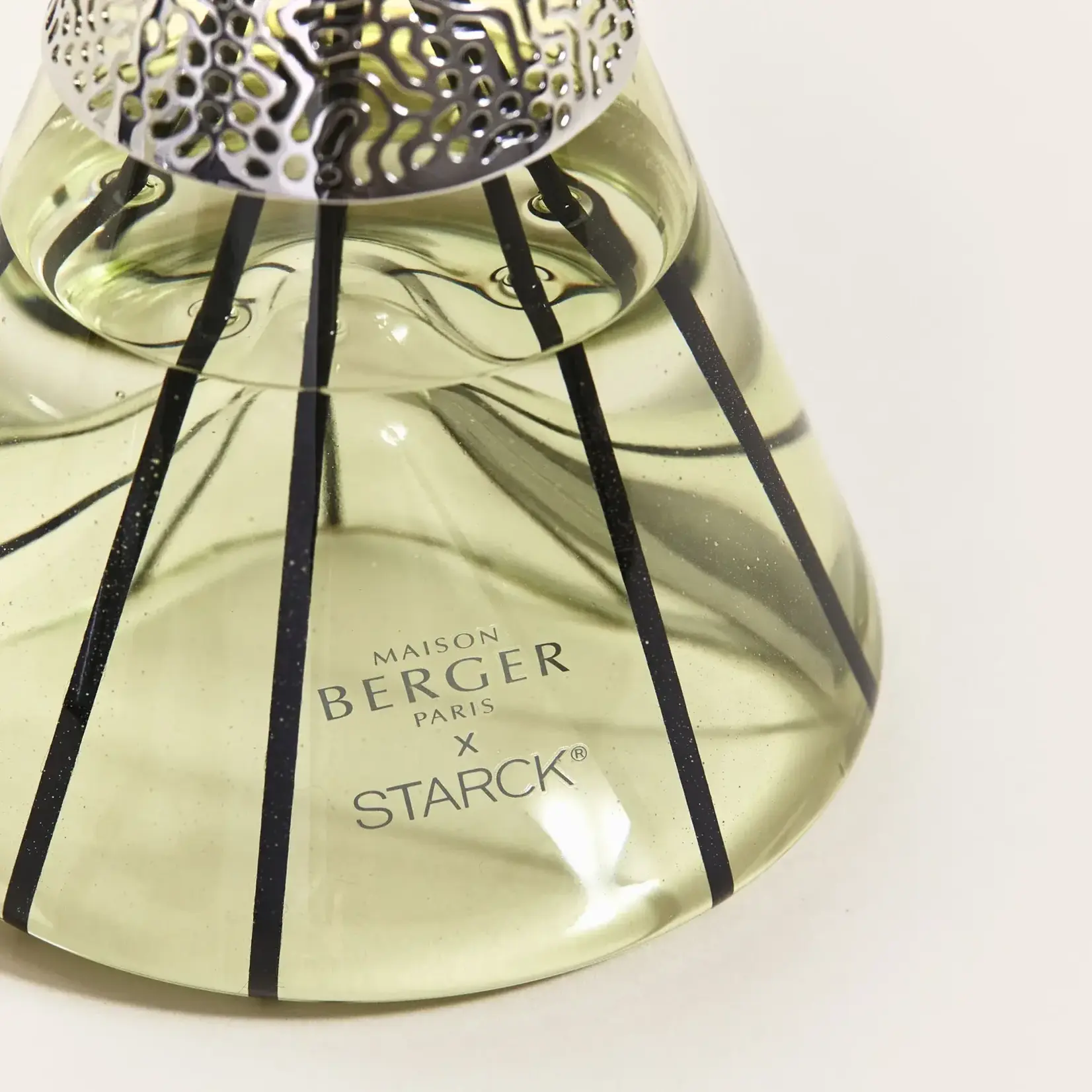 Maison Berger Paris 1898 Parfumverspreider groen met sticks Maison Berger x Starck Peau d' Ailleurs Parfumsticks