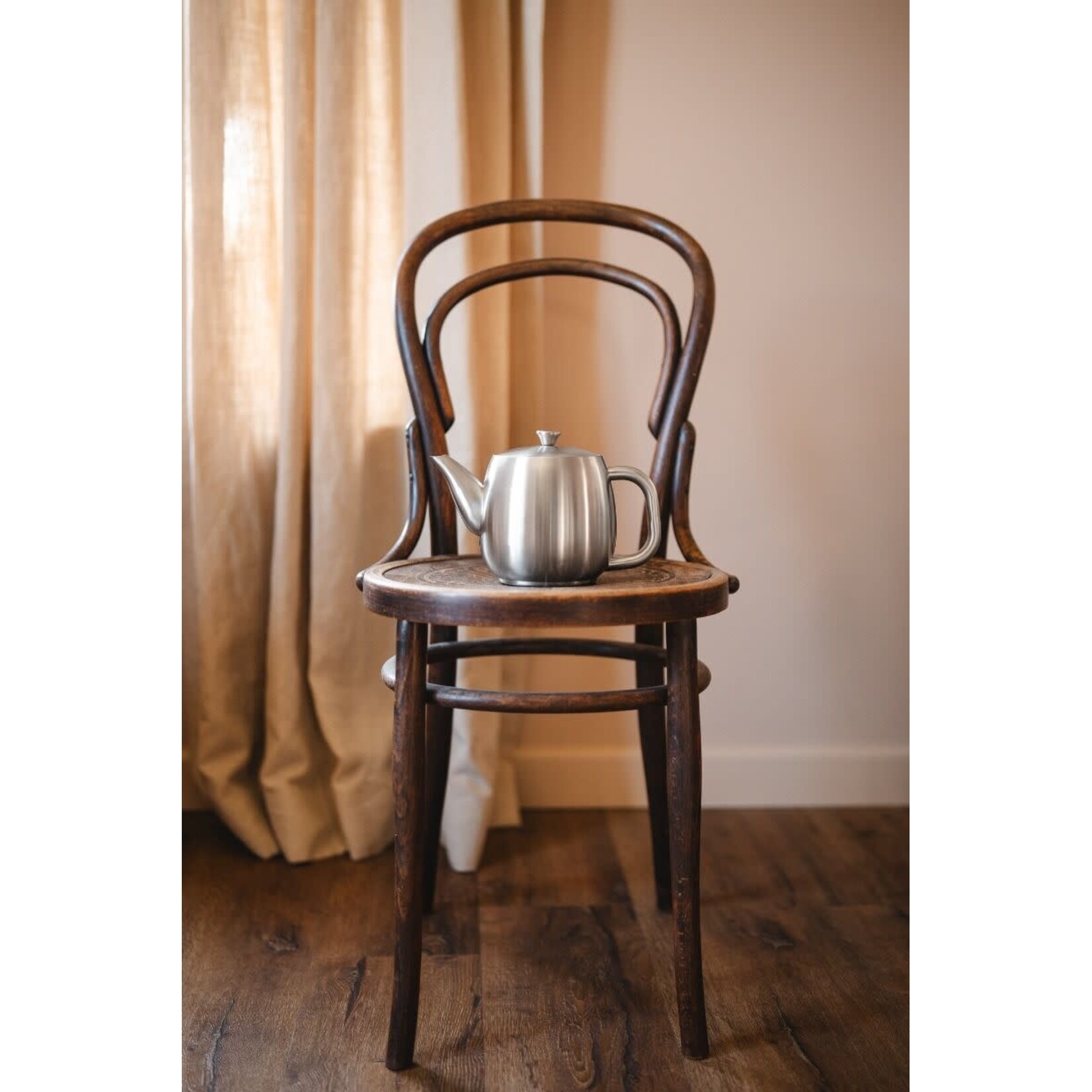 Bredemeijer Bredemeijer dubbelwandige Theepot Vera 900 ml mat rvs  met theefilter  Bredemeijer 111100