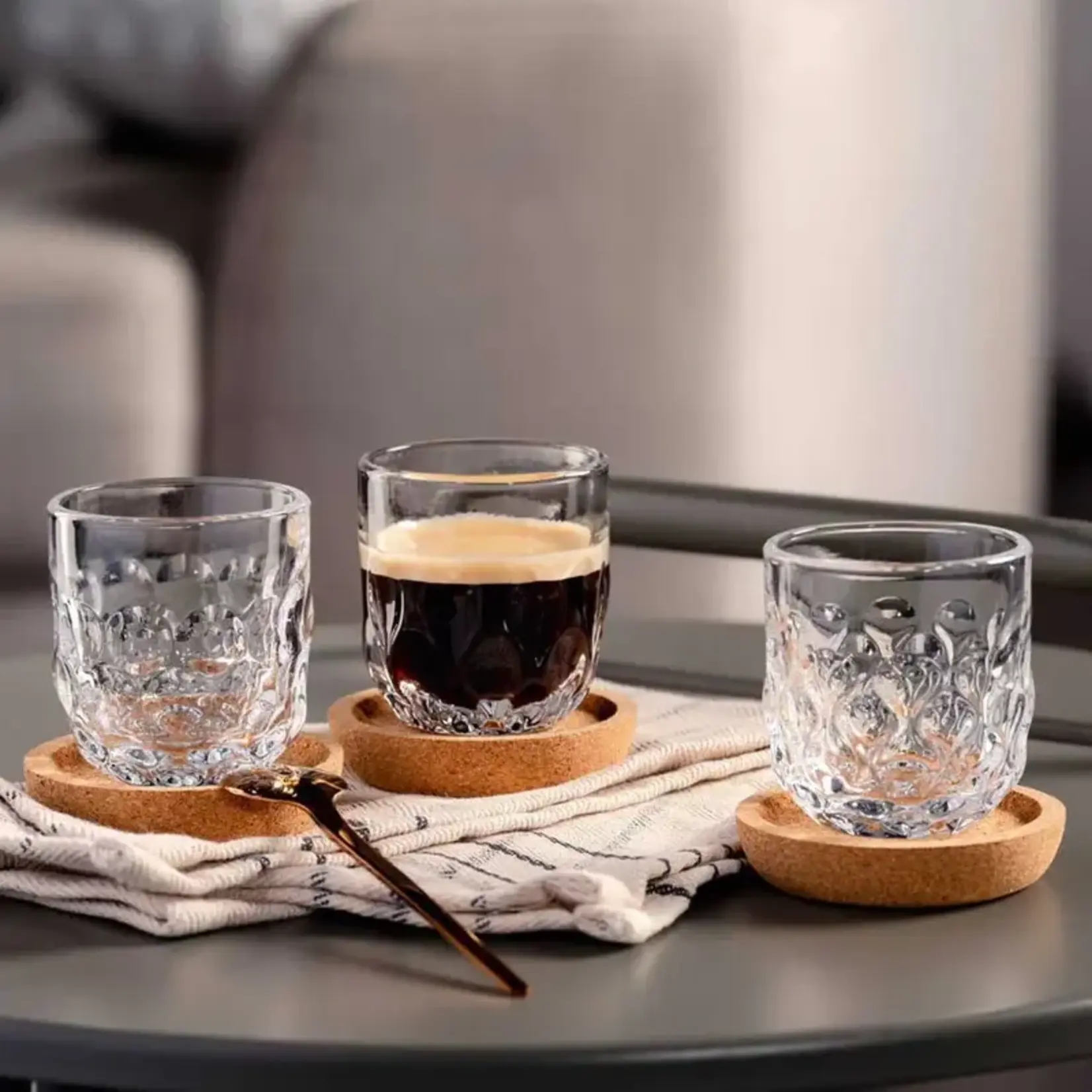 Leonardo Loving Glass Leonardo Gocce koker met 3 verschillende espresso glazen en kurken onderzetters Leonardo 055190