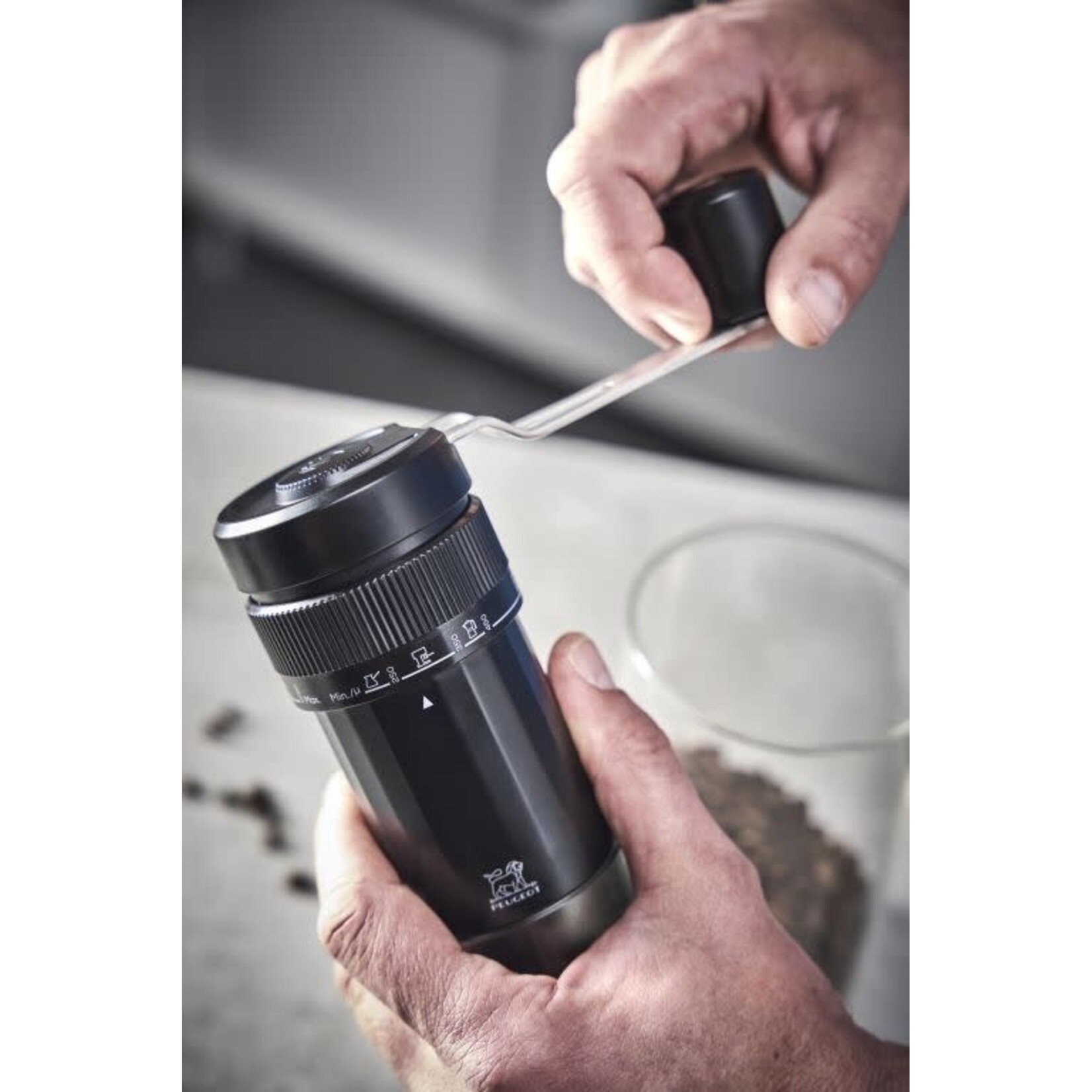 Peugeot Peugeot Presto handmatige koffiemolen met symbolen die maalgraad aangeven Peugeot 42439