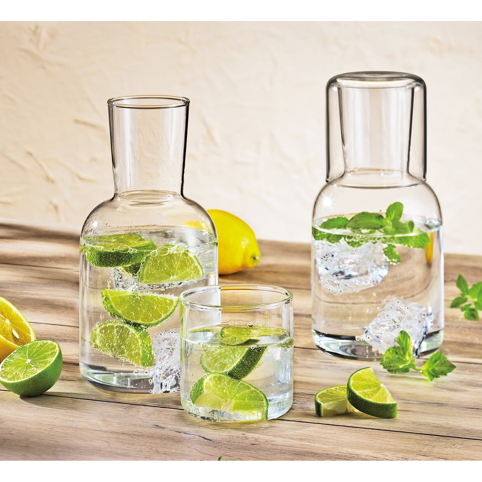 Cilio Glazen 750 ml karaf met 200 ml glas dat karaf afsluit Cilio Lorenzo karaf met glas Cilio 291506