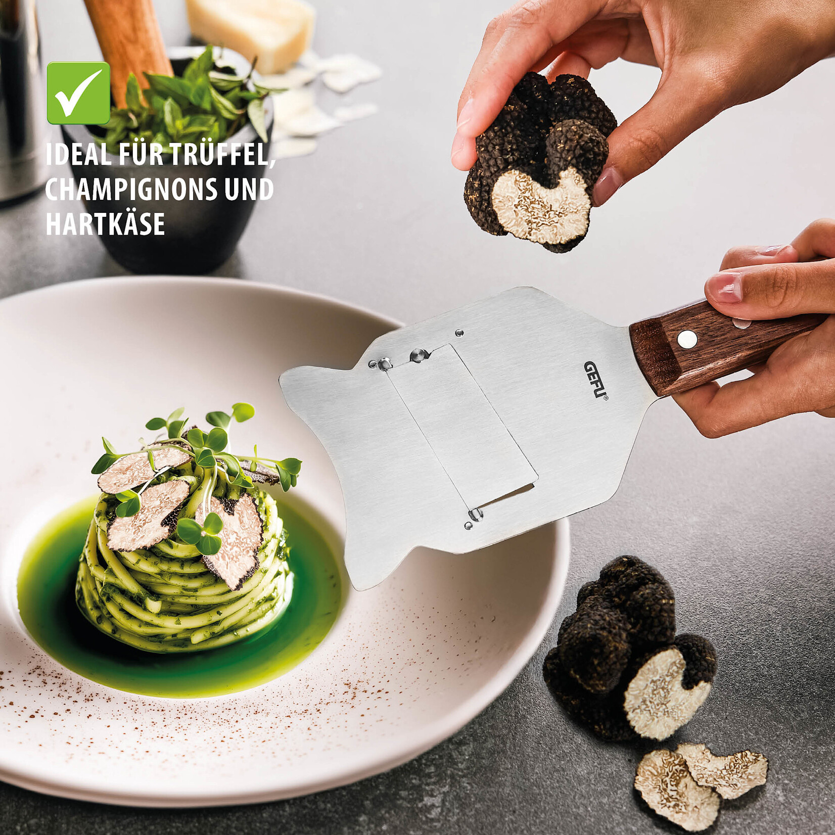 Gefu Truffelschaal Walnoten hout handvat Gefu Lamezza truffelschaaf fijnschaver Gefu 10965
