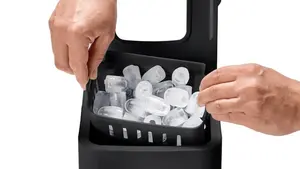 Blog 17 juli 2026 De droom van menig hobby kok of bakker een zelfvriezende ijsmachine en ijsblokjesmachine