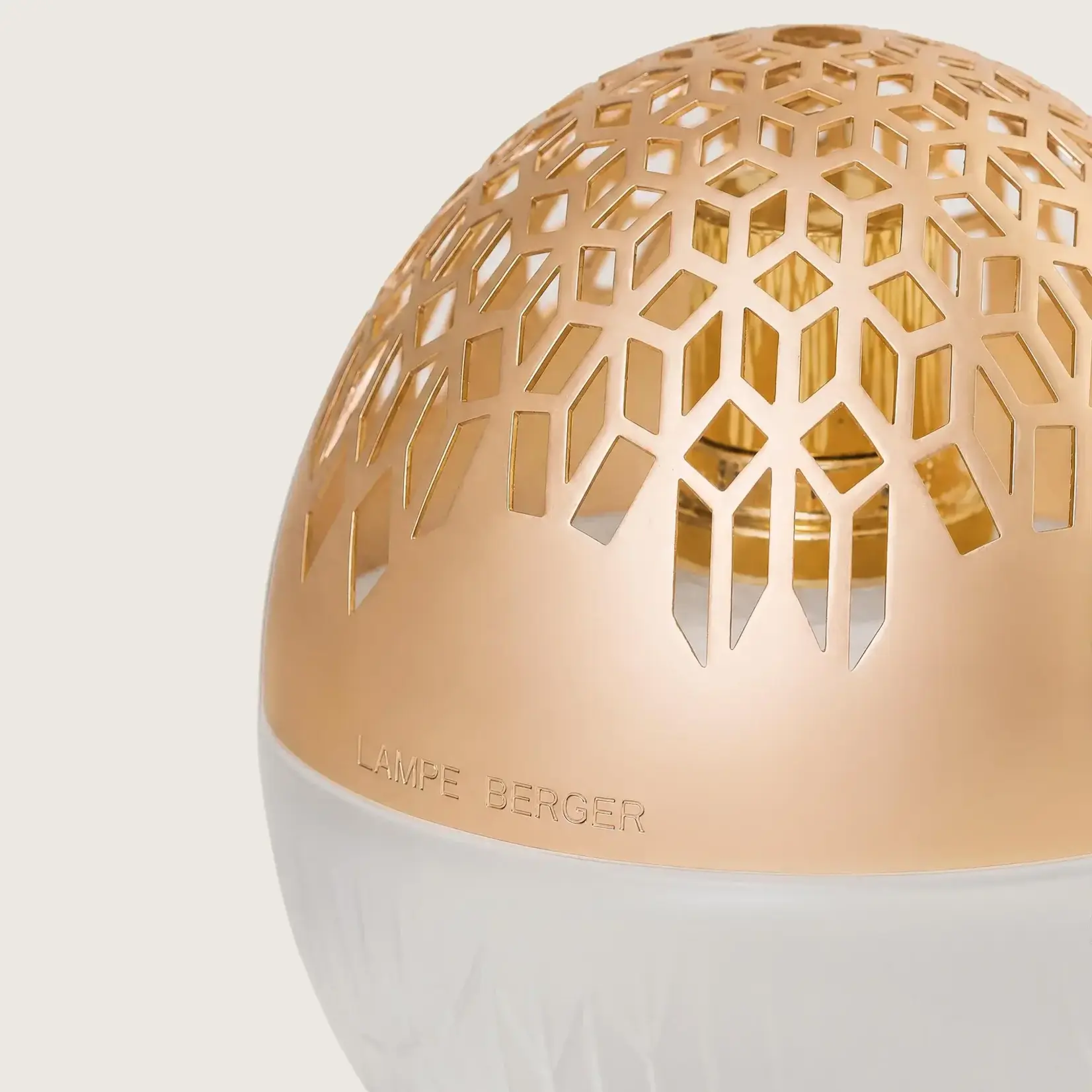 Maison Berger Paris 1898 Maison Berger Lampe Berger Luka Grivee Frosted Gold Lampe Maison Berger 4867