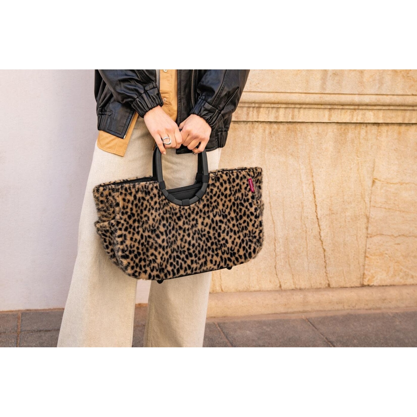 Reisenthel Reisenthel Loopshopper Medium Leo Fake Fur Reisenthel OS6072