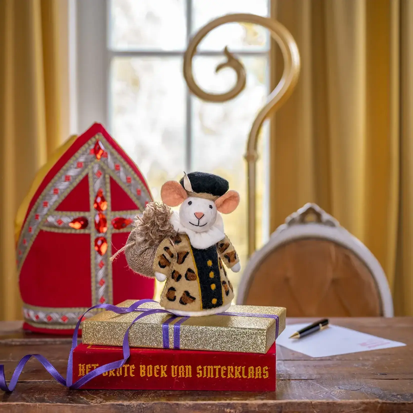 Sjaal met Verhaal Sjaal met Verhaal Decoratie muis Panter Piet