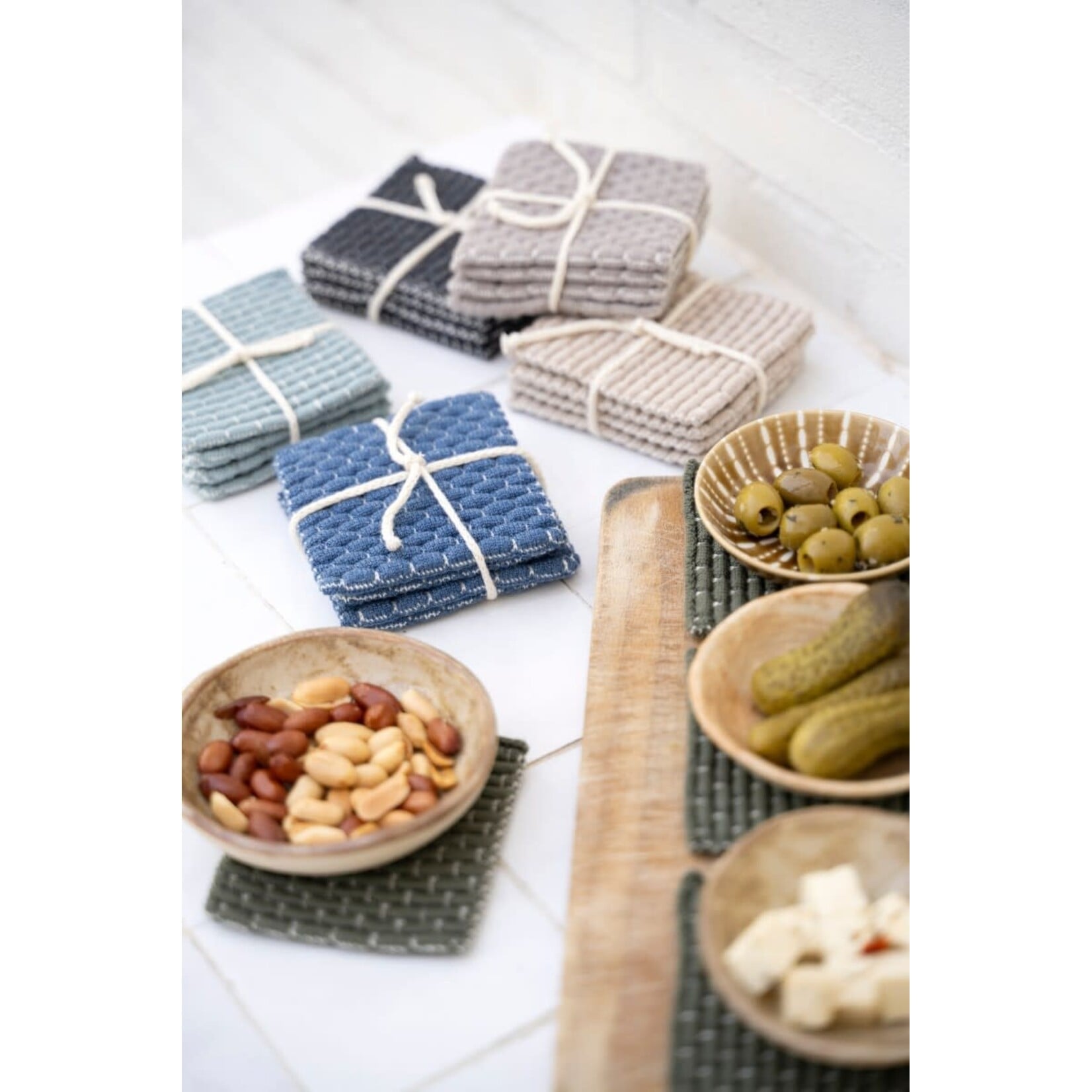 Knit Factory Knit Factory gebreide glasonderzetters set-4 Block Ecru Khaki Knit Factory 8721052156256